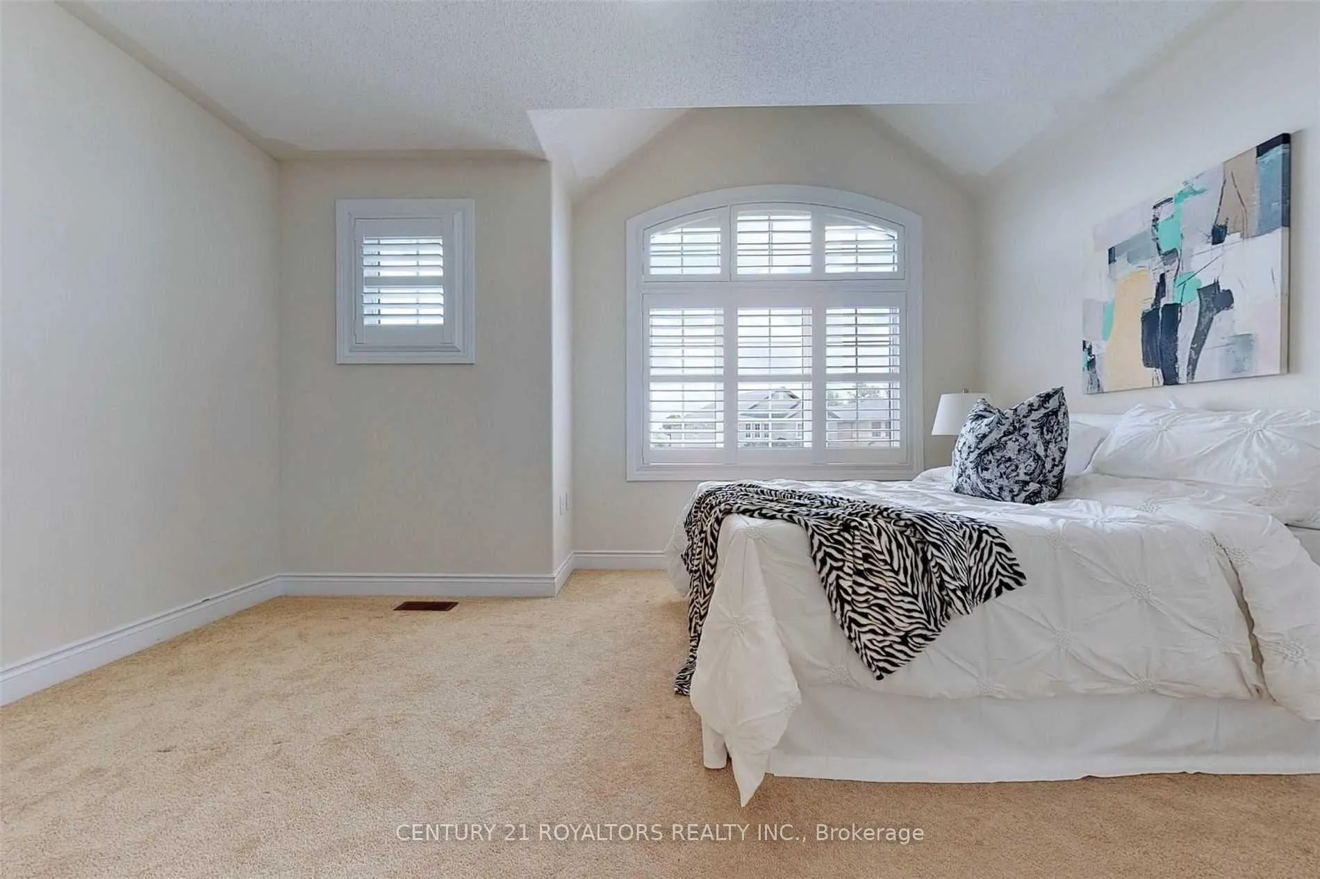 Photo 27 of 1572 Cahill Drive, Peterborough, Otonabee Ward 1 — HOMEH
