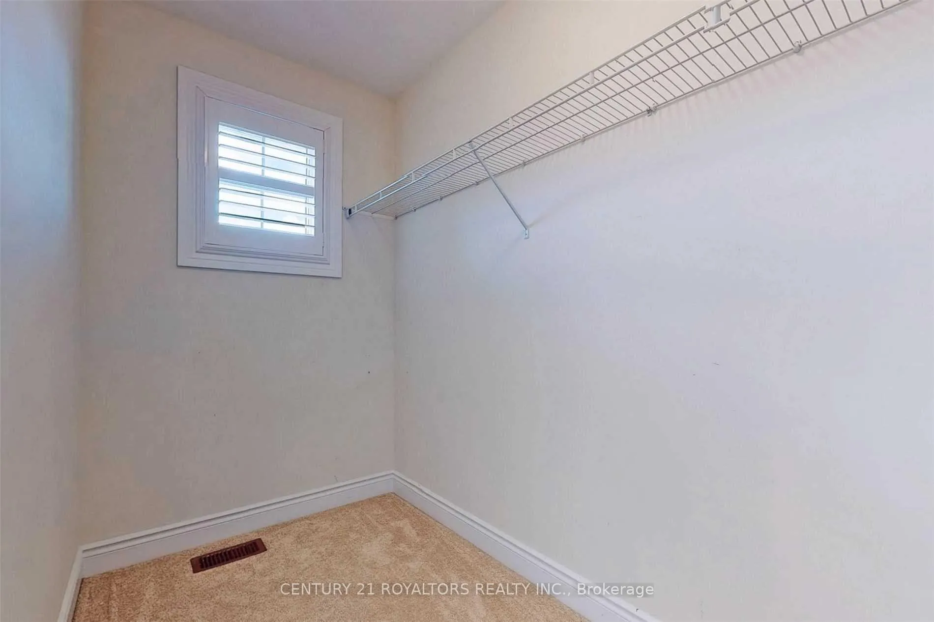 Photo 29 of 1572 Cahill Drive, Peterborough, Otonabee Ward 1 — HOMEH