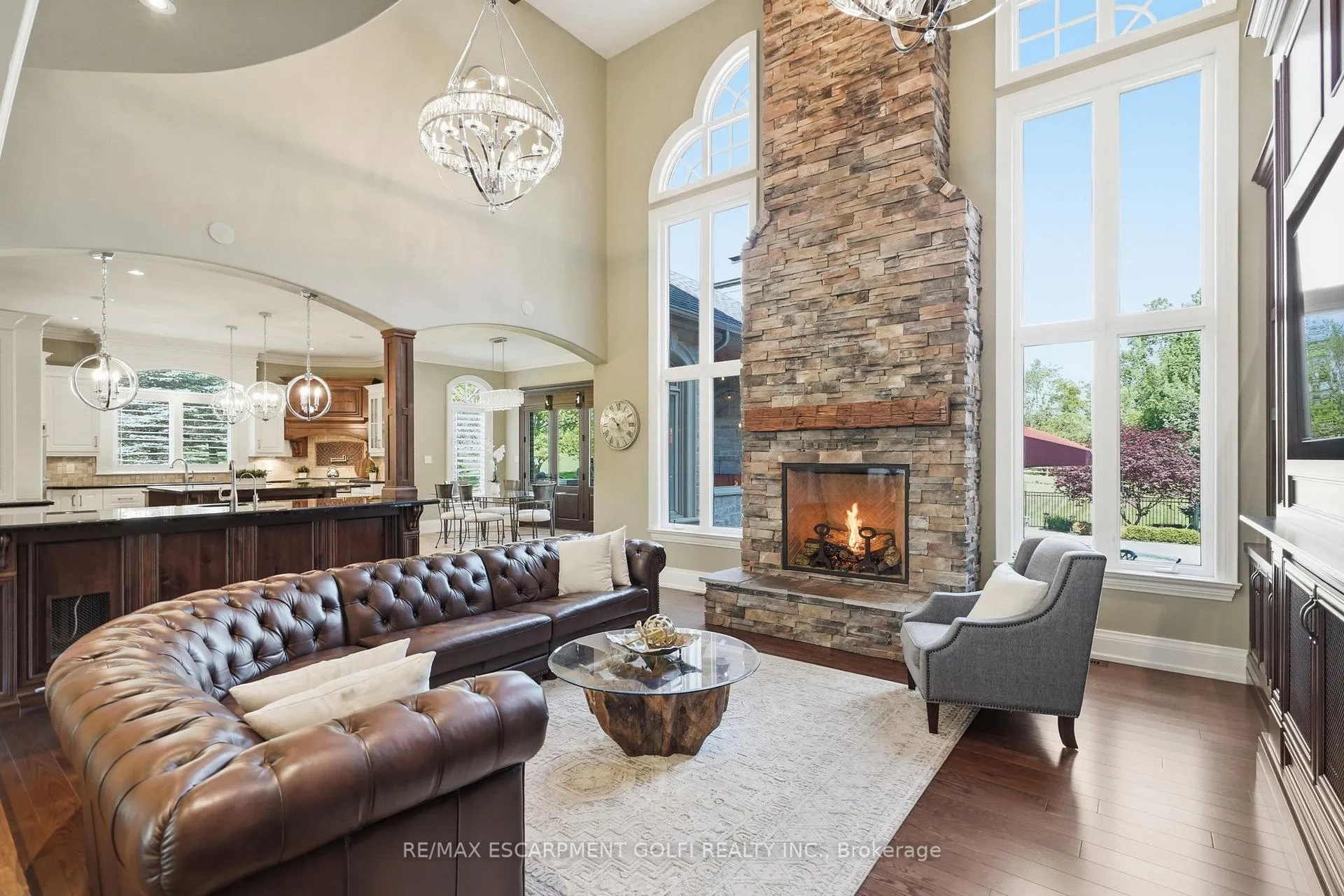Photo 10 of 2319 Kilbride Street, Burlington, Rural Burlington — HOMEH