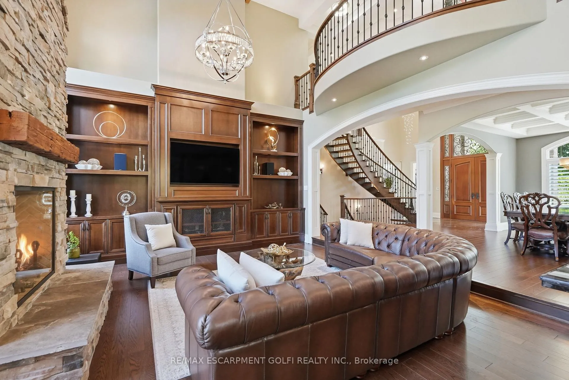 Photo 12 of 2319 Kilbride Street, Burlington, Rural Burlington — HOMEH