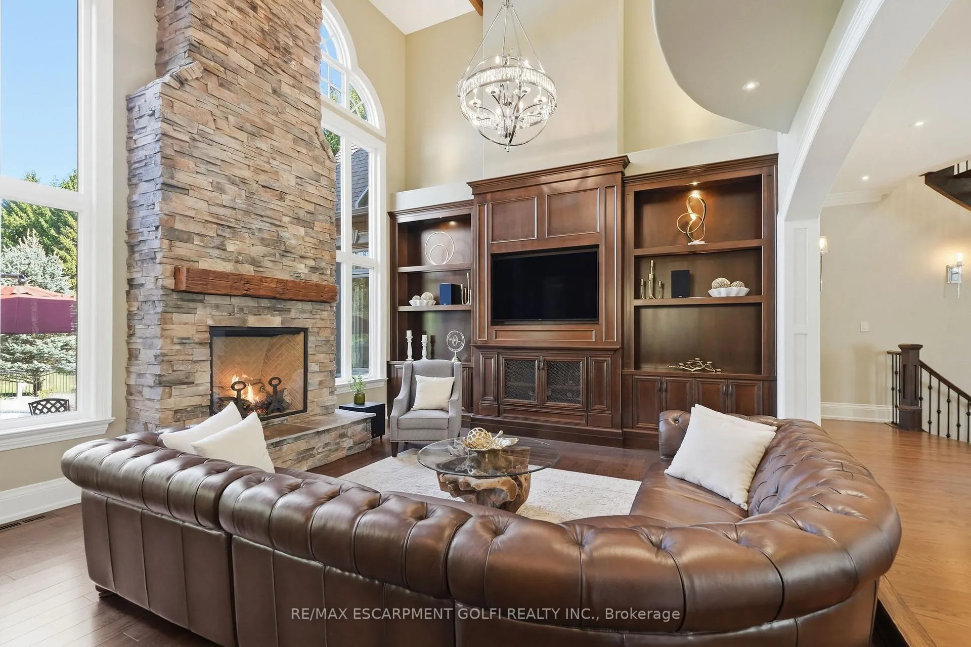 Photo 13 of 2319 Kilbride Street, Burlington, Rural Burlington — HOMEH