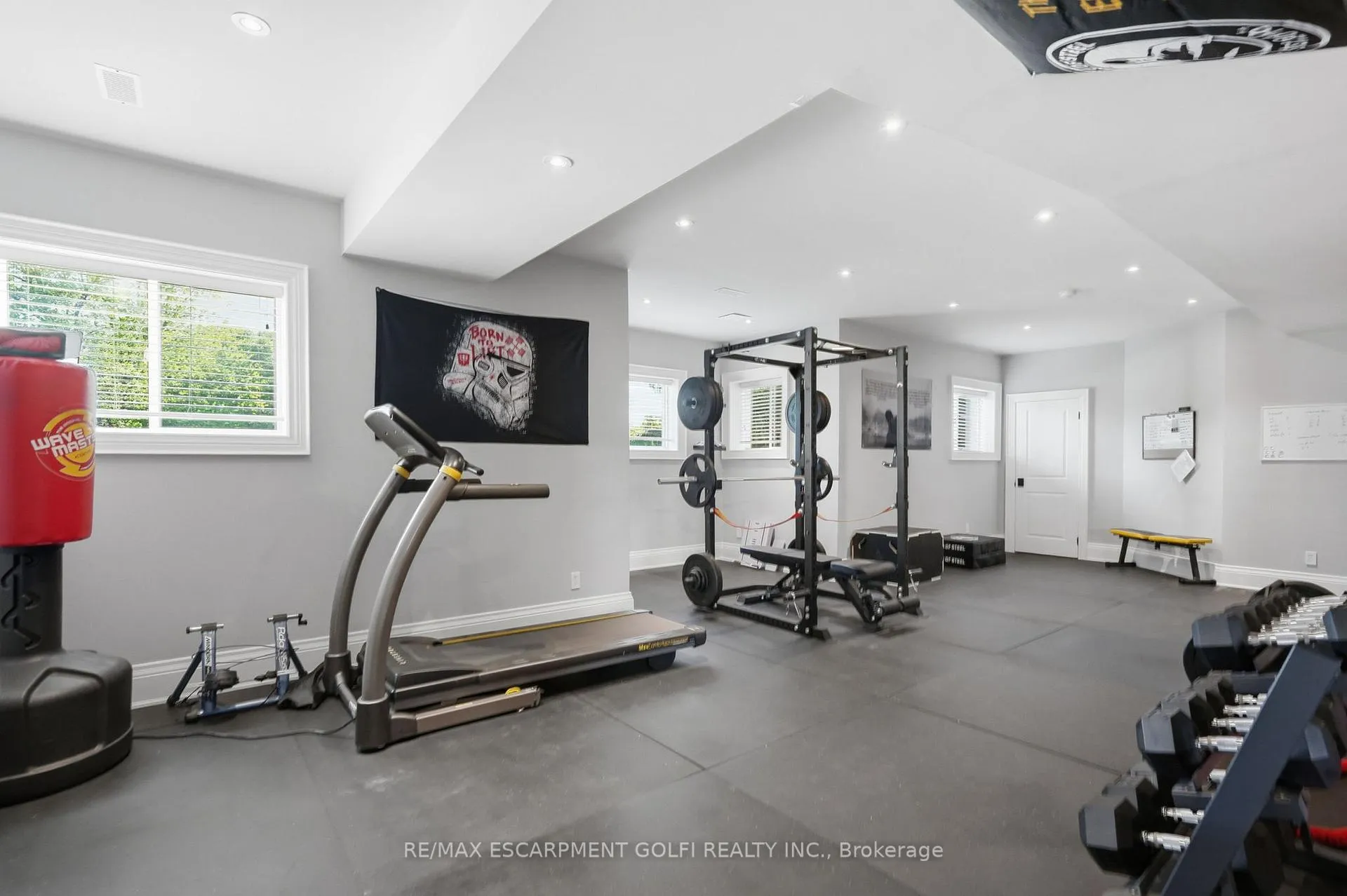 Photo 34 of 2319 Kilbride Street, Burlington, Rural Burlington — HOMEH