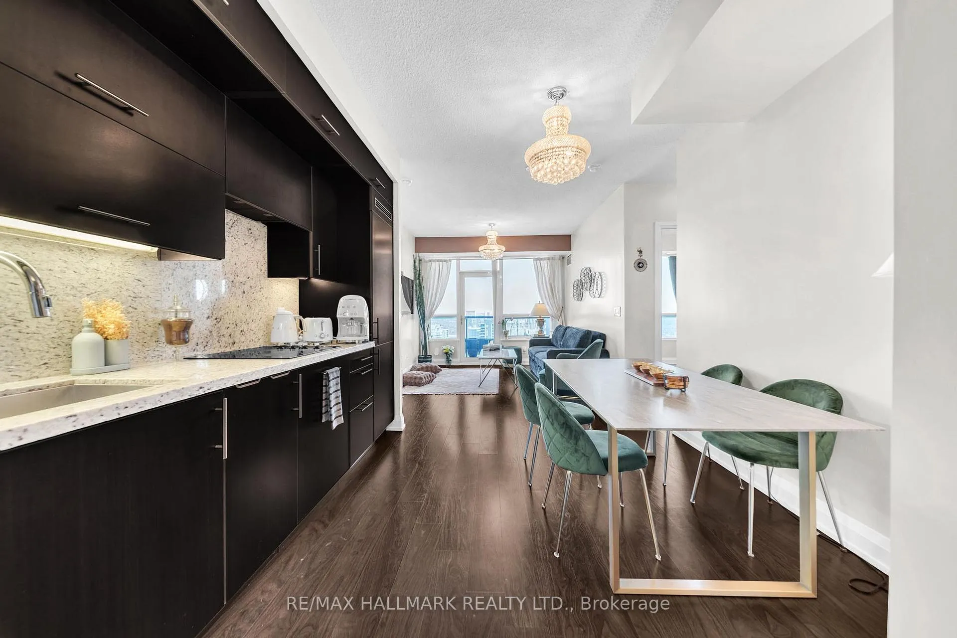 Photo 5 of Unit 4022, 5 Sheppard Avenue E, North York, Willowdale East — HOMEH