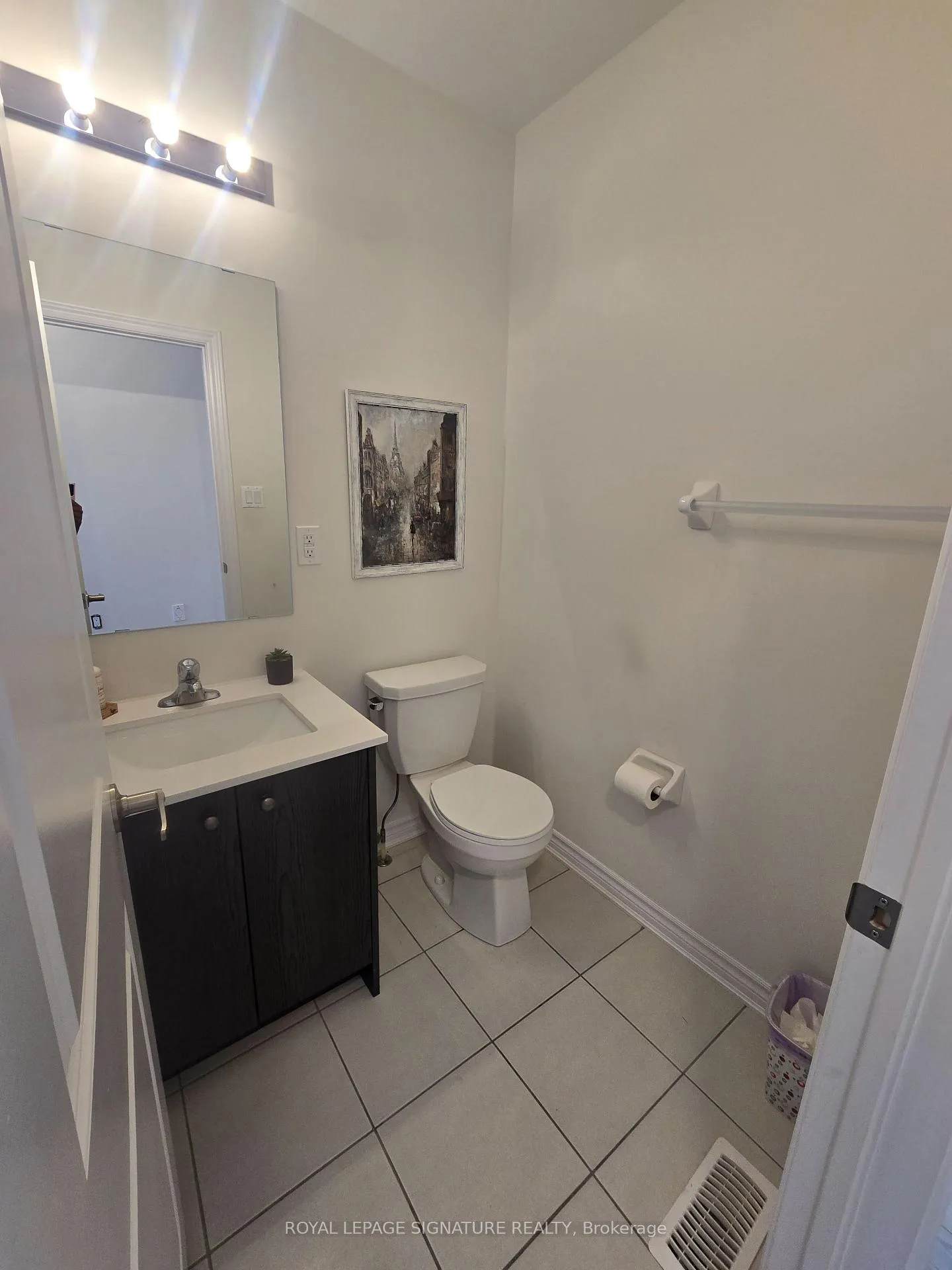 Photo 5 of 30 Spinland Street, Caledon, Rural Caledon — HOMEH