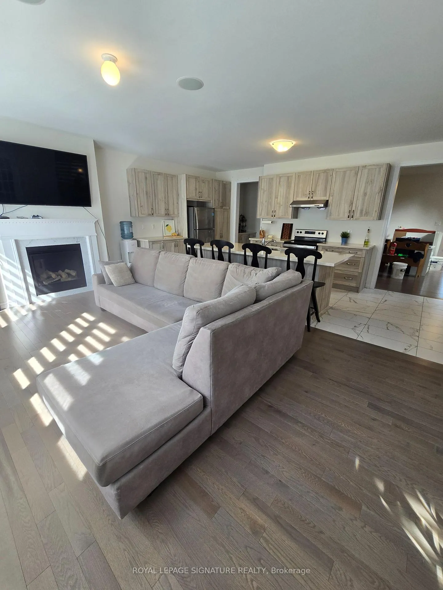Photo 12 of 30 Spinland Street, Caledon, Rural Caledon — HOMEH