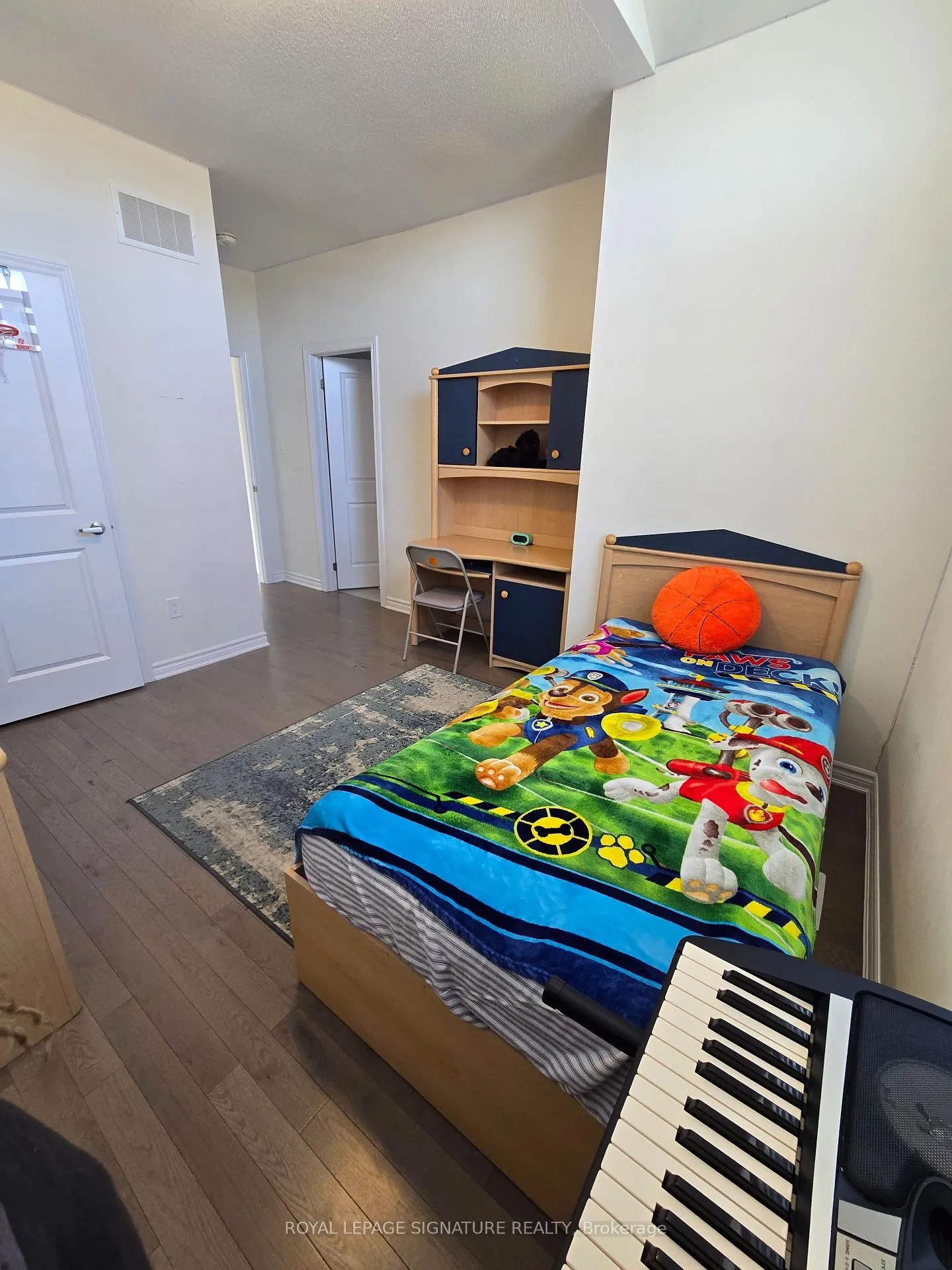 Photo 18 of 30 Spinland Street, Caledon, Rural Caledon — HOMEH