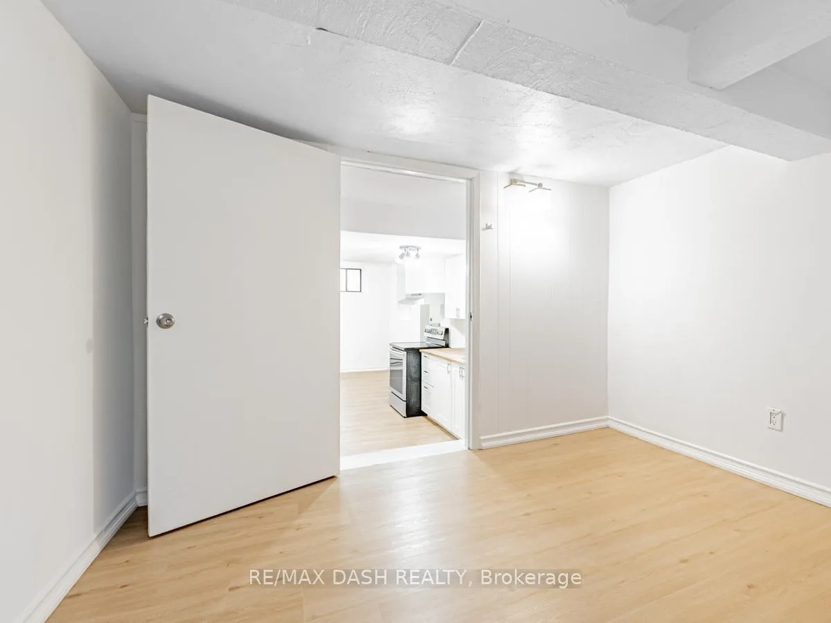 Photo 12 of Unit B2, 663 Huron Street, Toronto, The Annex — HOMEH