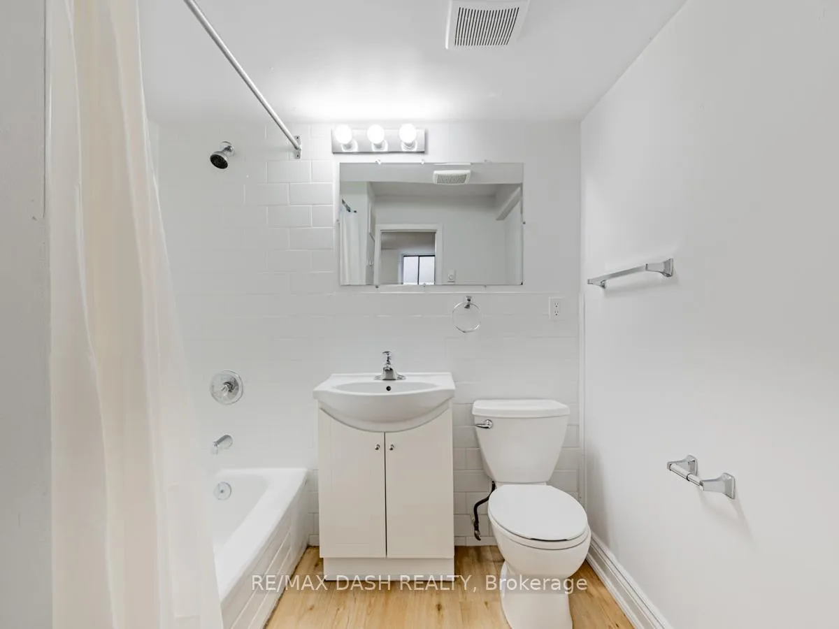 Photo 18 of Unit B2, 663 Huron Street, Toronto, The Annex — HOMEH