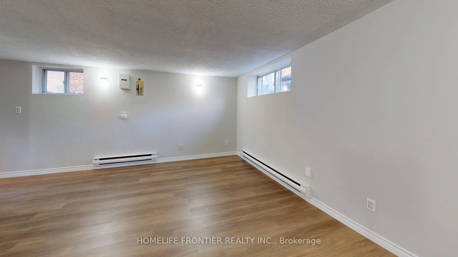 Photo 4 of Unit 3, 79 Redwood Avenue, Toronto, Greenwood-Coxwell — HOMEH