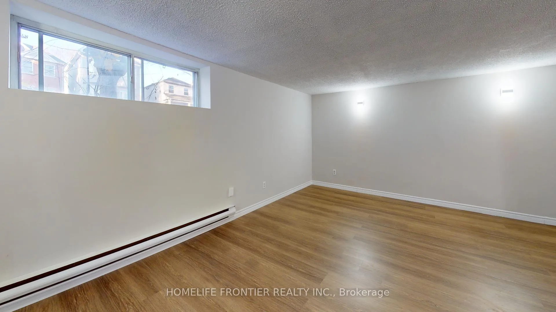 Photo 5 of Unit 3, 79 Redwood Avenue, Toronto, Greenwood-Coxwell — HOMEH