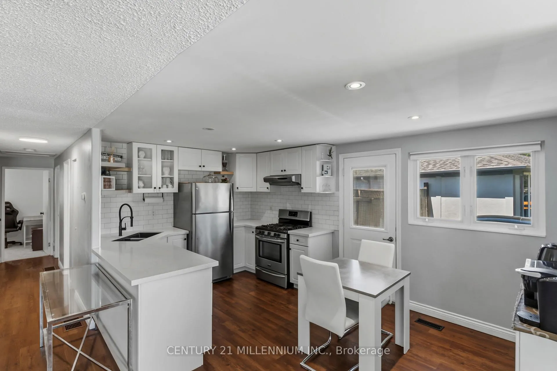 Photo 11 of 796 Grandview Drive, Oshawa, Donevan — HOMEH