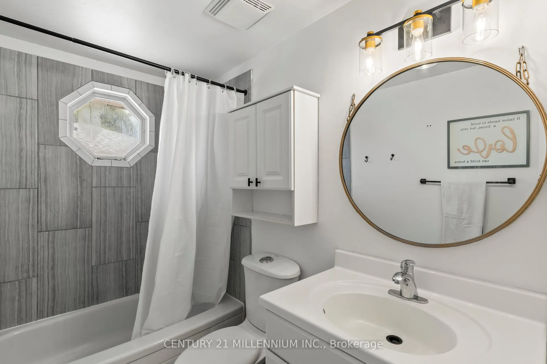 Photo 21 of 796 Grandview Drive, Oshawa, Donevan — HOMEH