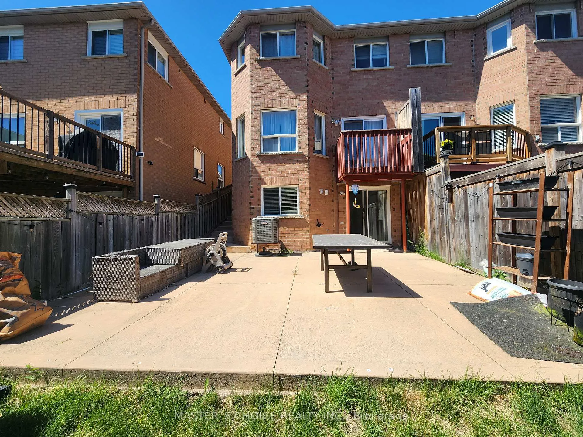 Photo 1 of Unit Bsmt, 82 Bellagio Crescent, Vaughan, Patterson — HOMEH