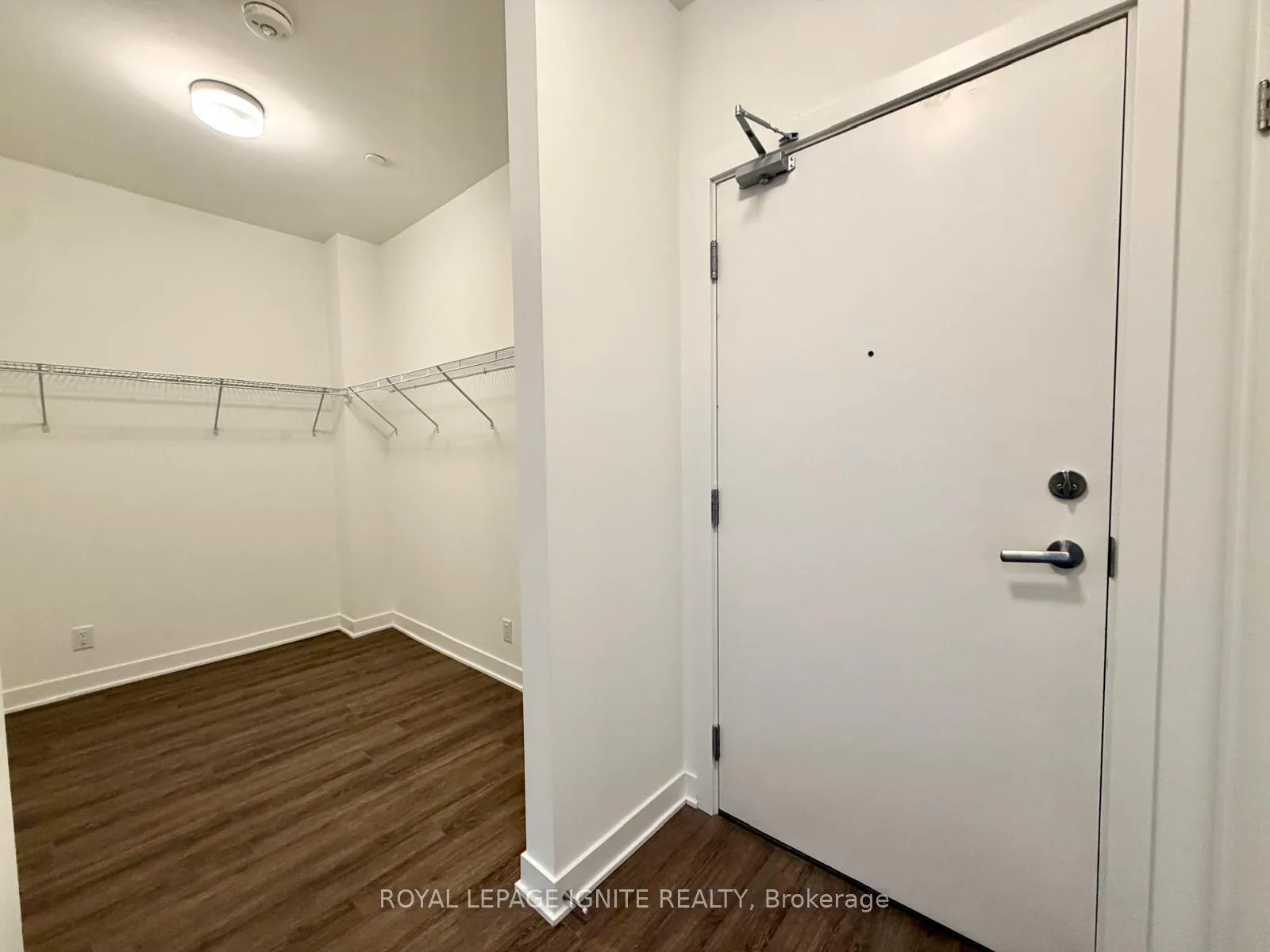 Photo 6 of Unit 113, 51 Clarington Boulevard, Clarington, Bowmanville — HOMEH