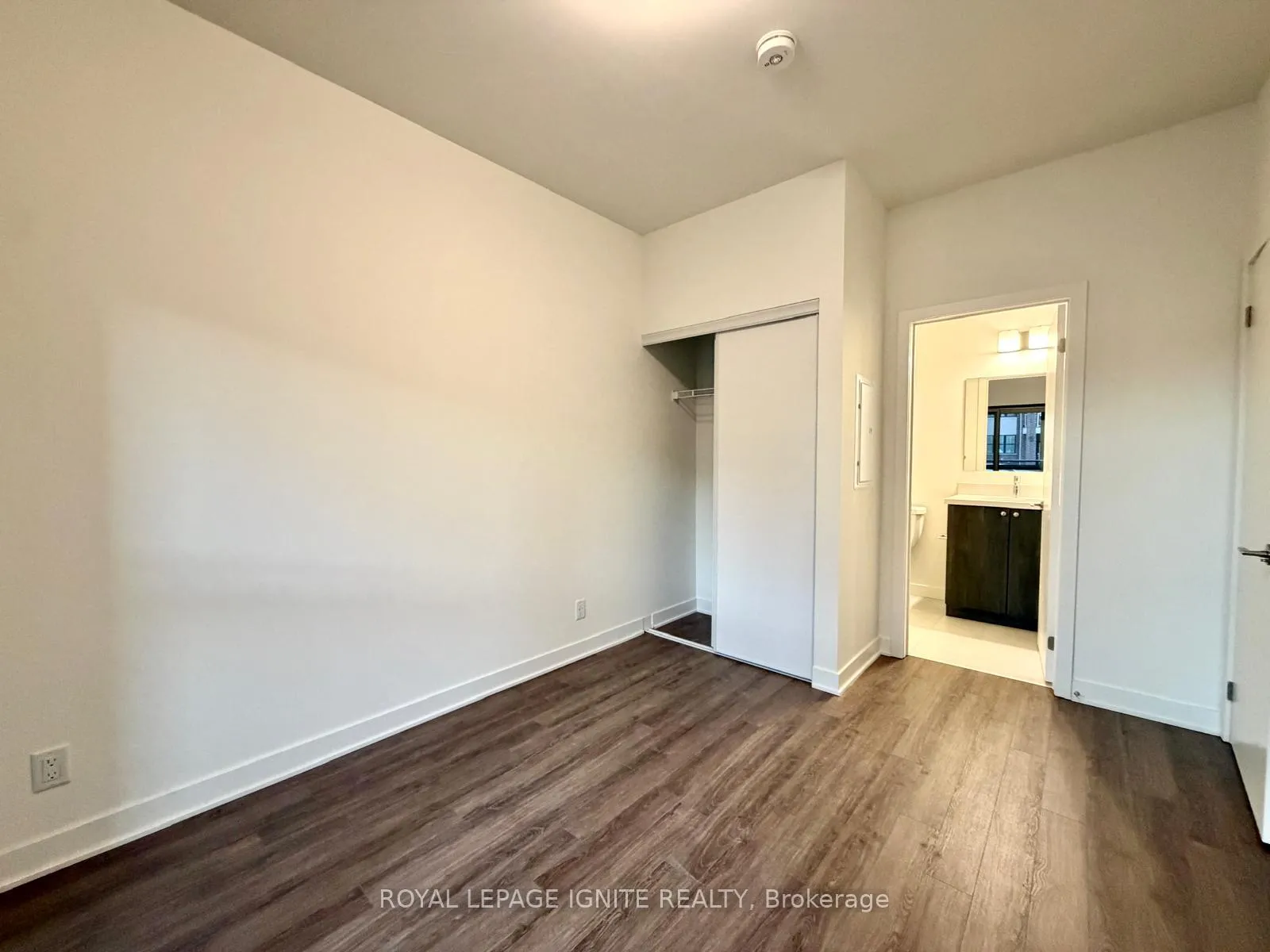 Photo 7 of Unit 113, 51 Clarington Boulevard, Clarington, Bowmanville — HOMEH