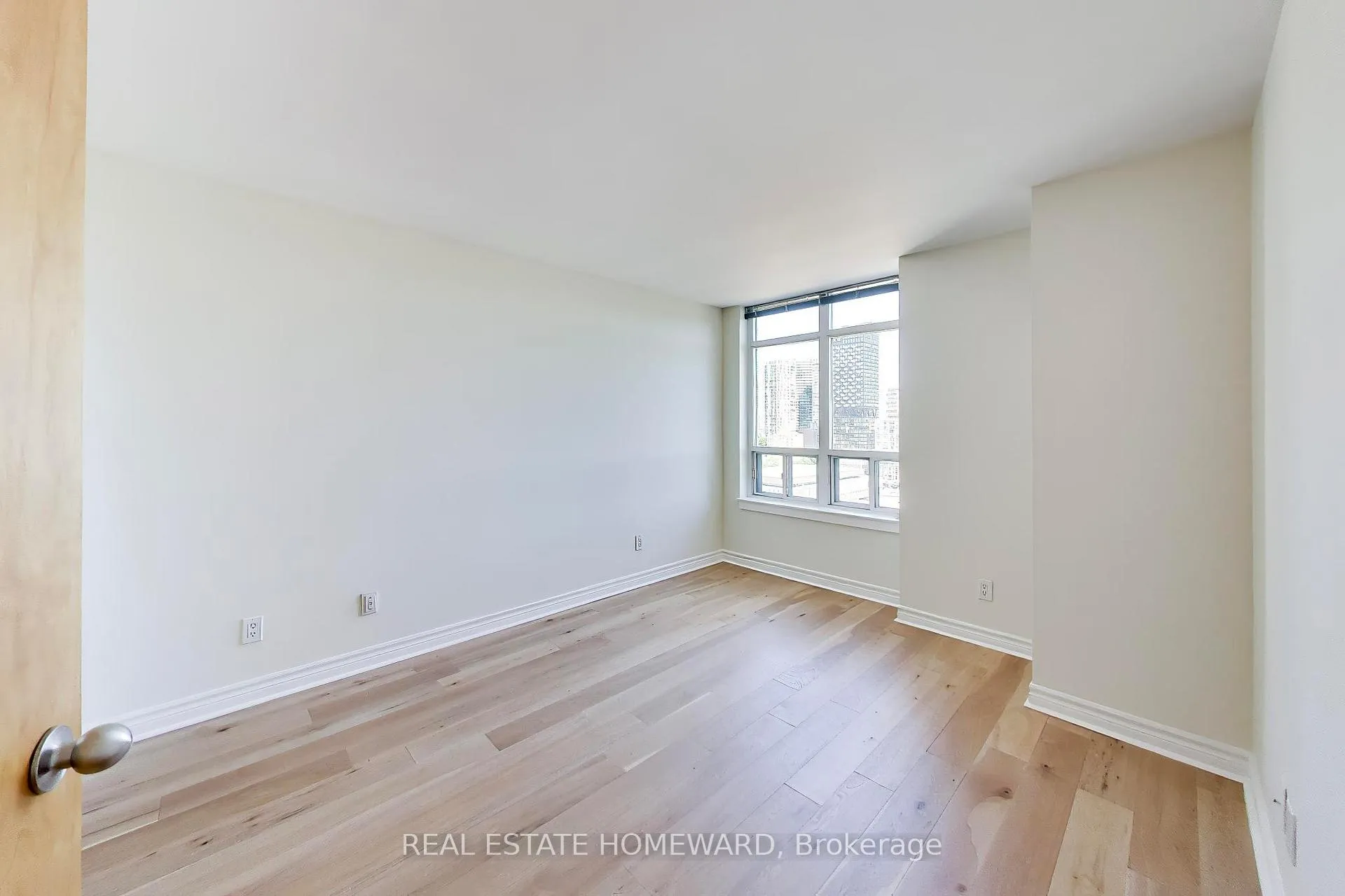 Photo 17 of Unit PH10, 255 Richmond Street E, Toronto, Moss Park — HOMEH