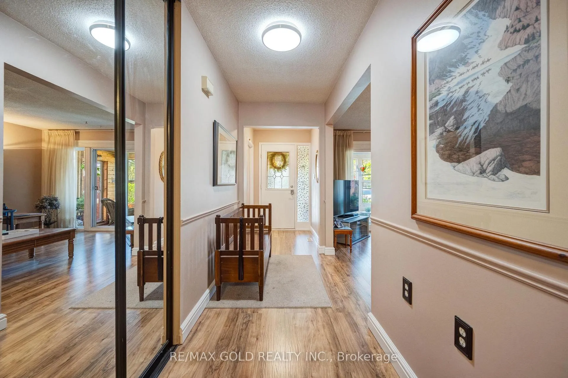 Photo 6 of 2927 Arles Mews, Mississauga, Meadowvale — HOMEH