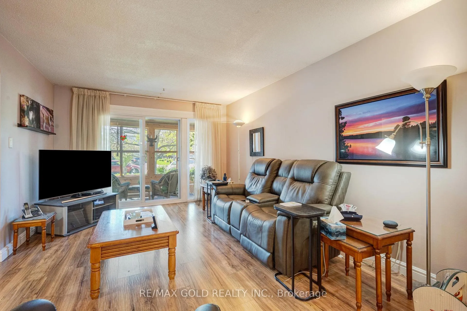 Photo 7 of 2927 Arles Mews, Mississauga, Meadowvale — HOMEH