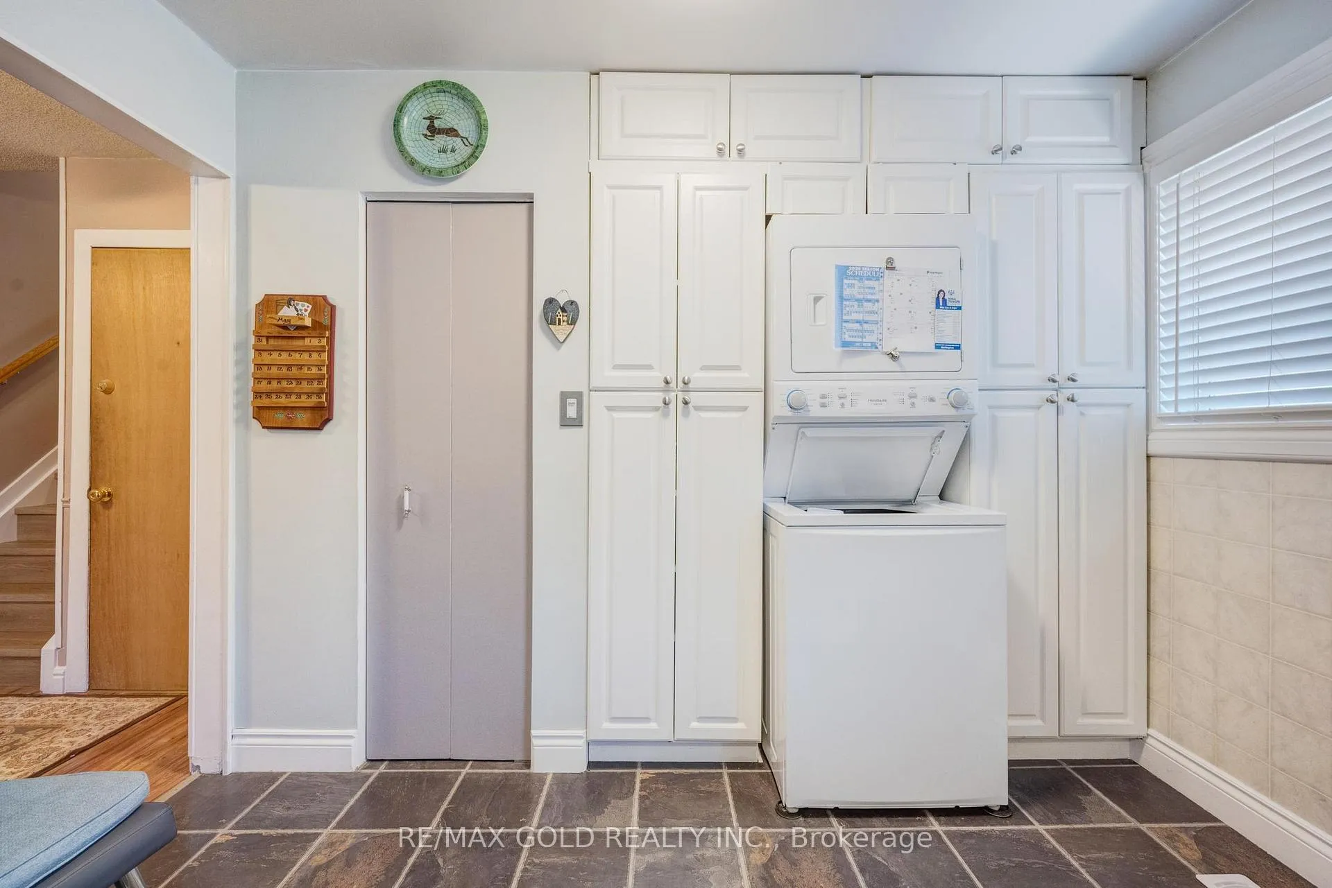 Photo 14 of 2927 Arles Mews, Mississauga, Meadowvale — HOMEH