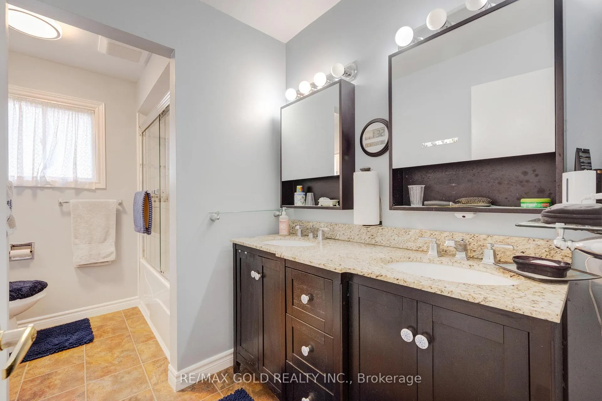 Photo 18 of 2927 Arles Mews, Mississauga, Meadowvale — HOMEH