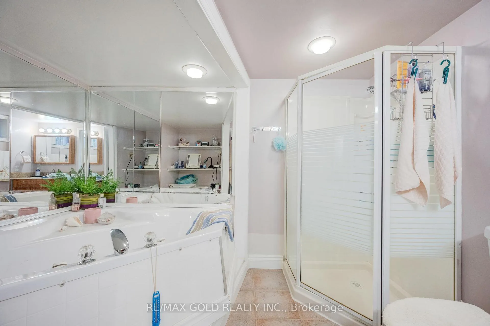 Photo 39 of 2927 Arles Mews, Mississauga, Meadowvale — HOMEH