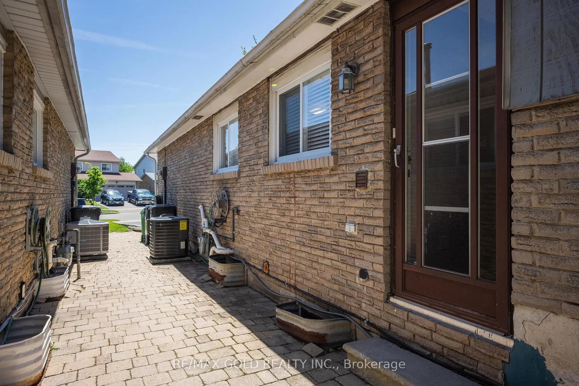 Photo 42 of 2927 Arles Mews, Mississauga, Meadowvale — HOMEH