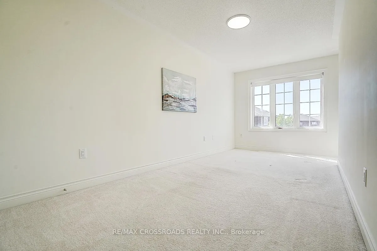 Photo 43 of 40 Deer Pass Road, East Gwillimbury, Sharon — HOMEH