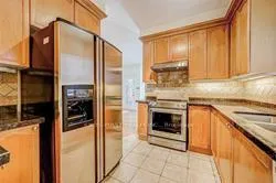 Photo 12 of 166 Bur Oak Avenue, Markham, Berczy — HOMEH