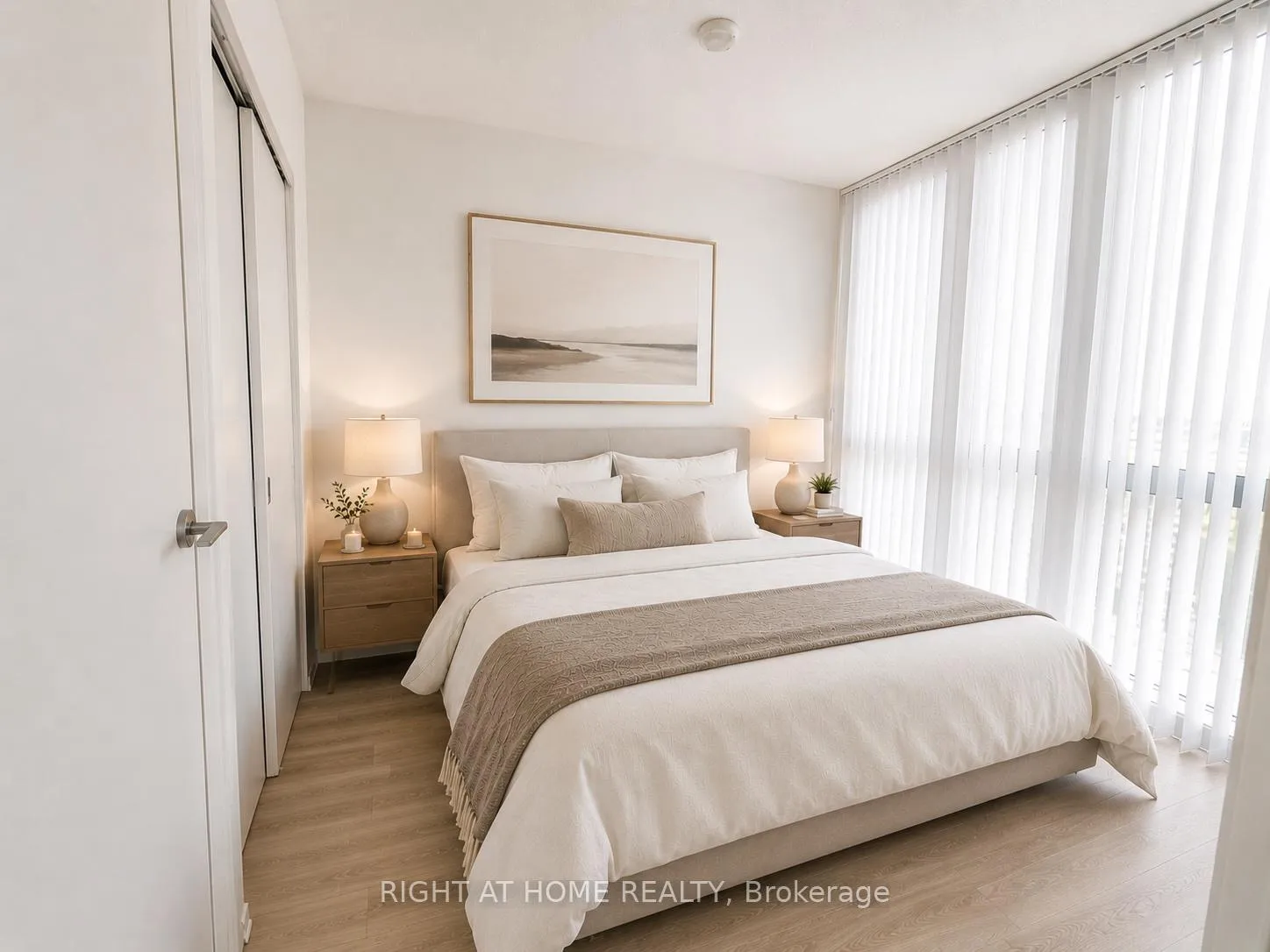 Photo 2 of Unit 3010, 101 Charles Street E, Toronto, Church-Yonge Corridor — HOMEH