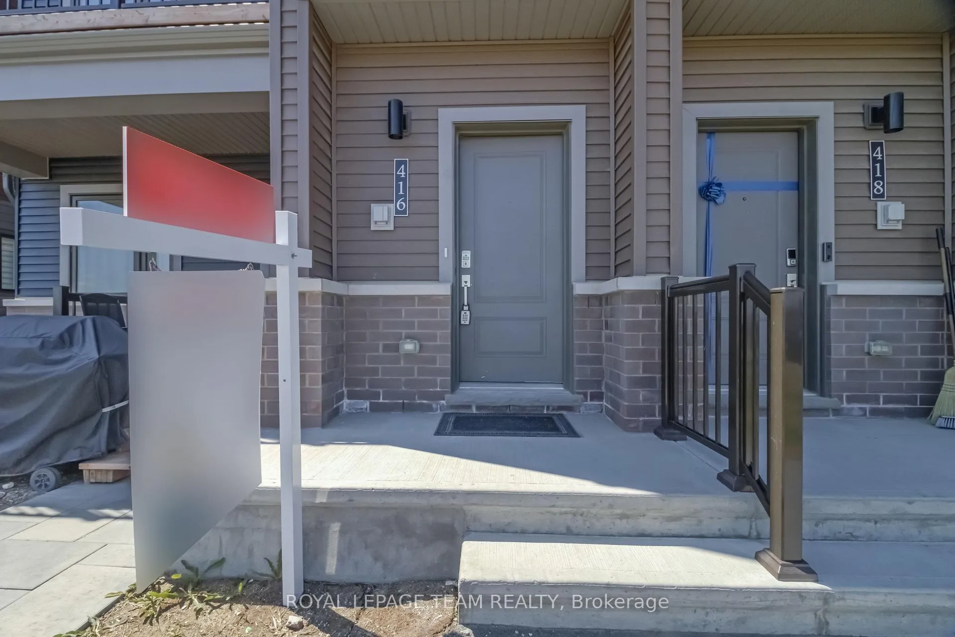 Photo 3 of 416 Parnian Private, Ottawa, Barrhaven - Half Moon Bay — HOMEH