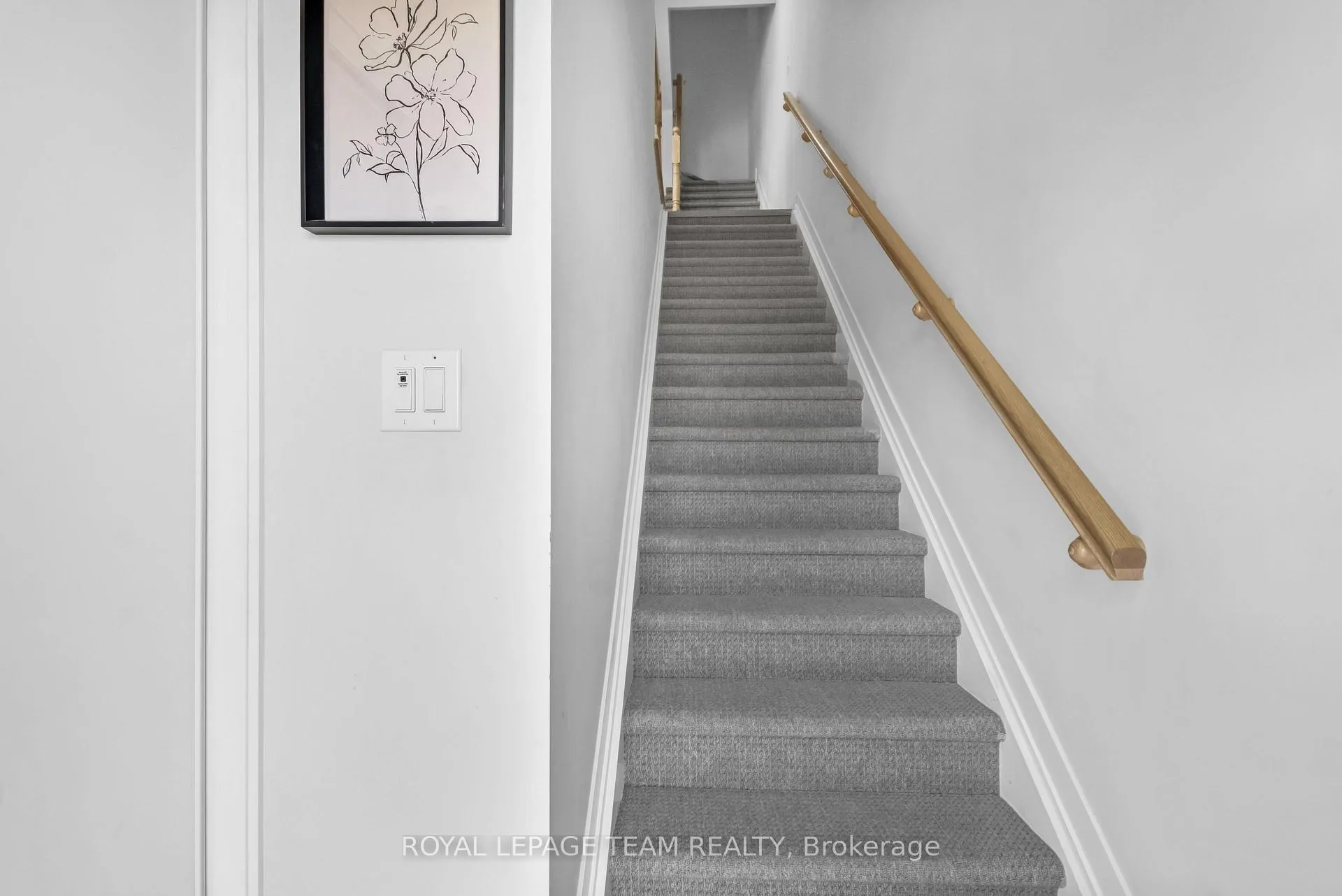 Photo 4 of 416 Parnian Private, Ottawa, Barrhaven - Half Moon Bay — HOMEH