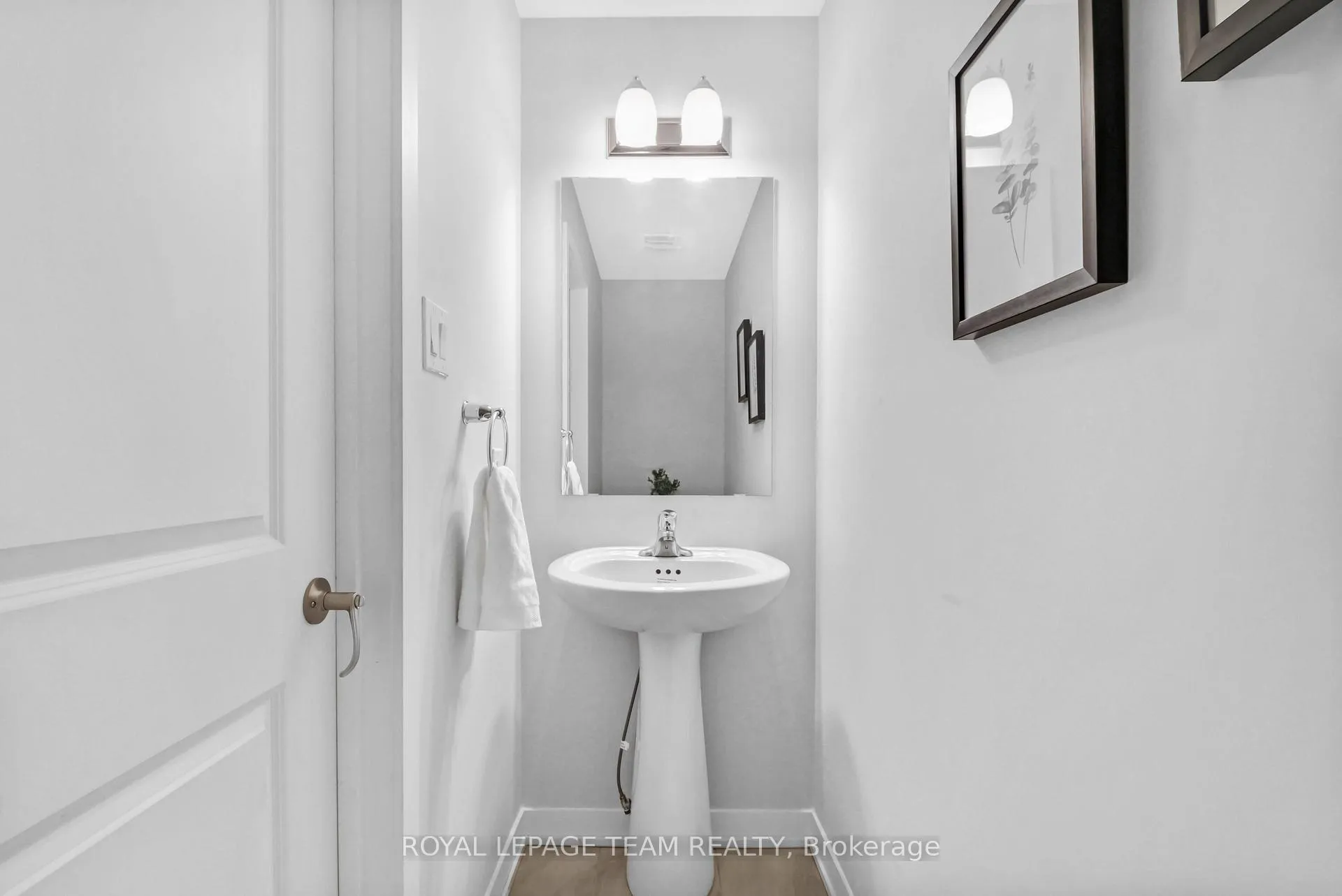 Photo 5 of 416 Parnian Private, Ottawa, Barrhaven - Half Moon Bay — HOMEH