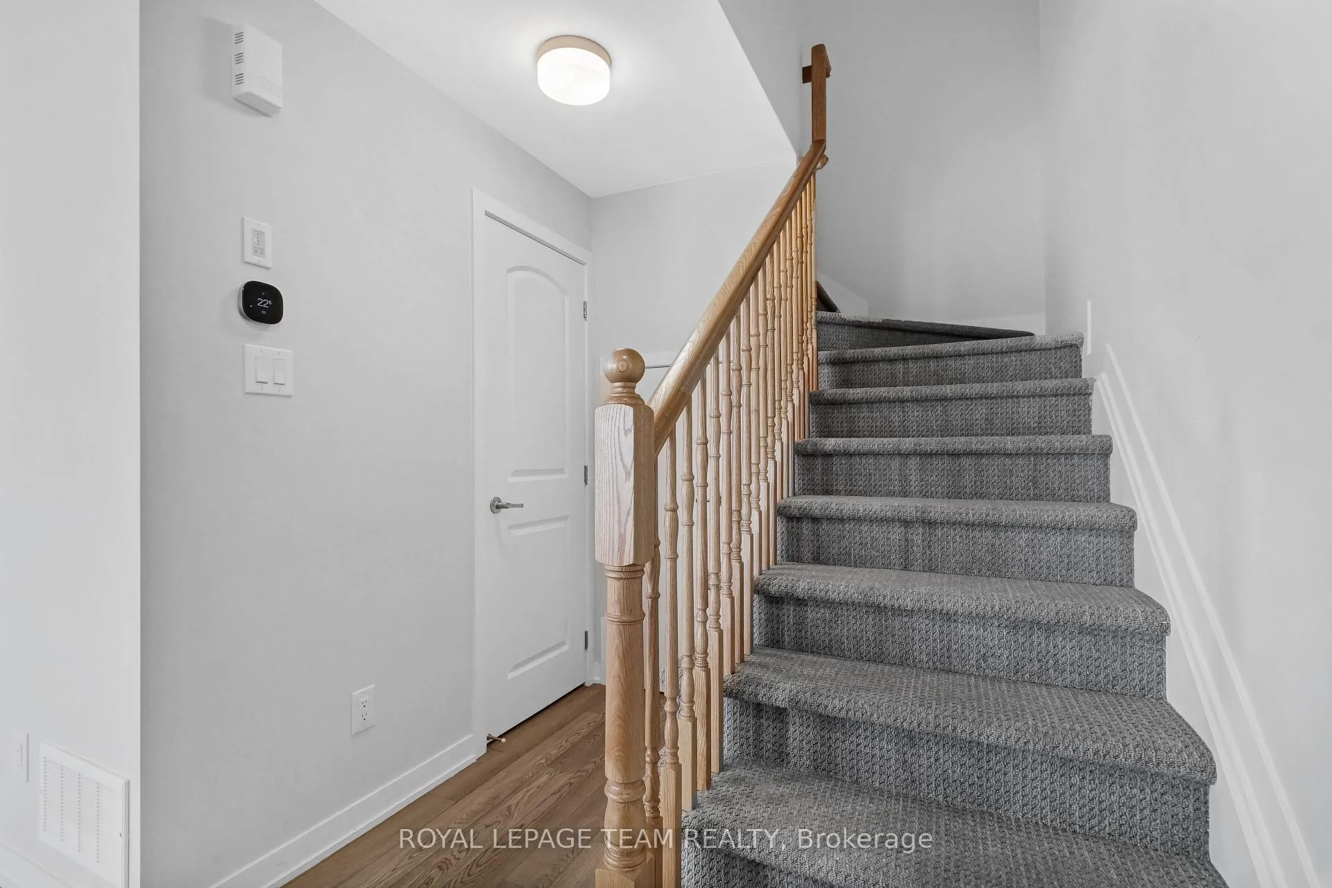 Photo 13 of 416 Parnian Private, Ottawa, Barrhaven - Half Moon Bay — HOMEH