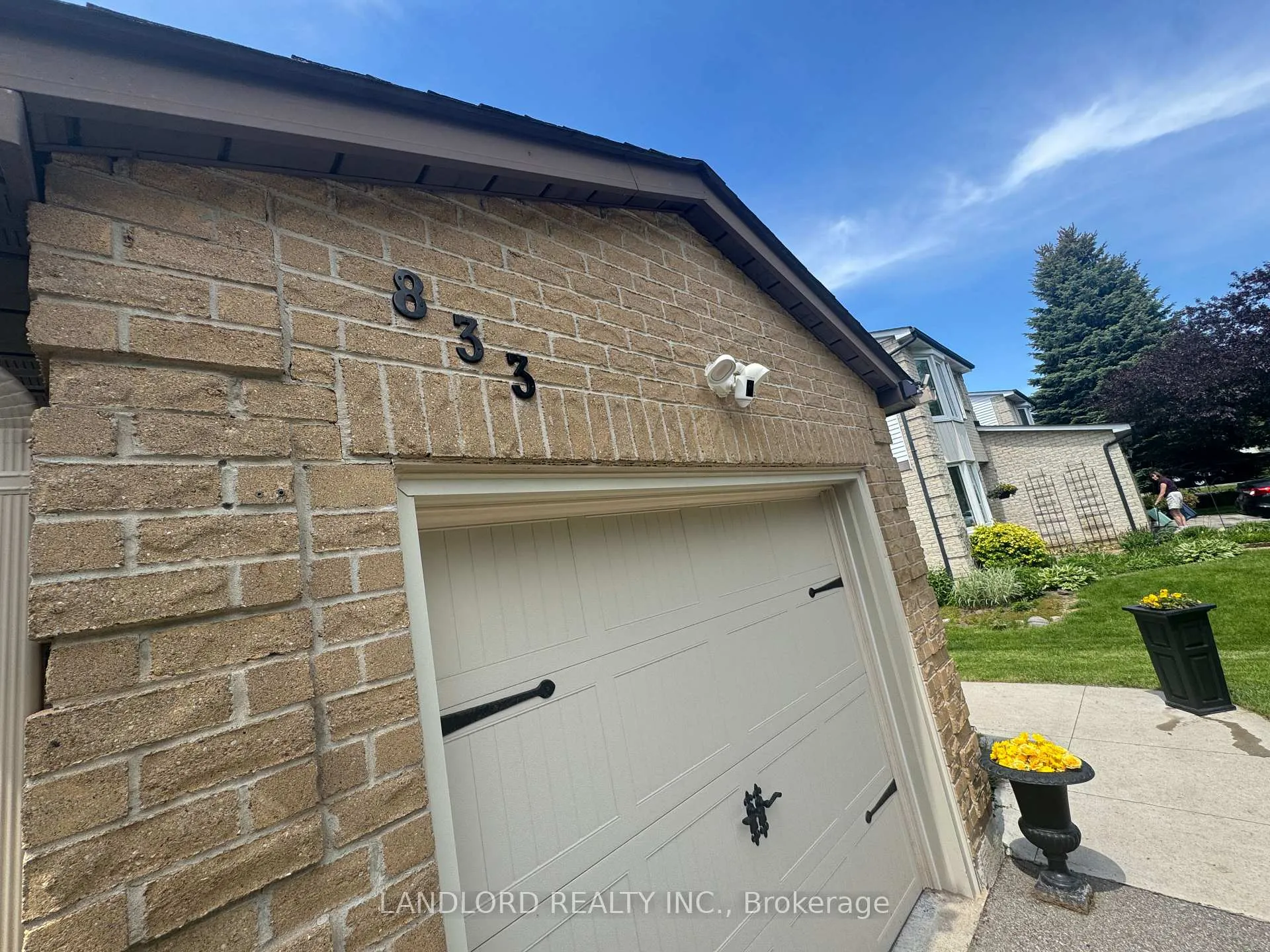 Photo 3 of 833 Laurier Avenue, Milton, Timberlea — HOMEH