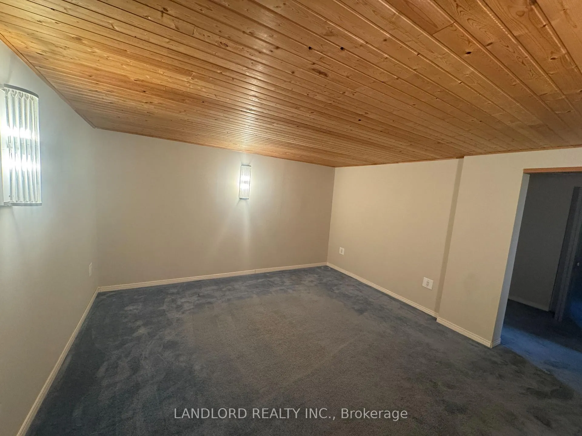 Photo 27 of 833 Laurier Avenue, Milton, Timberlea — HOMEH