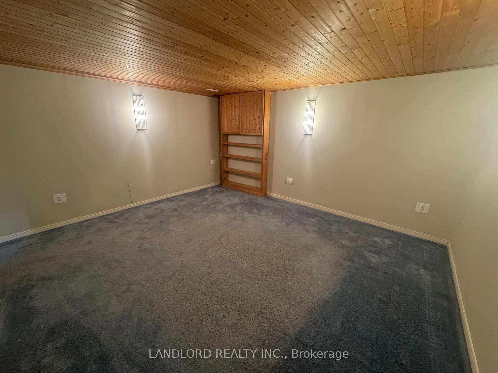 Photo 29 of 833 Laurier Avenue, Milton, Timberlea — HOMEH