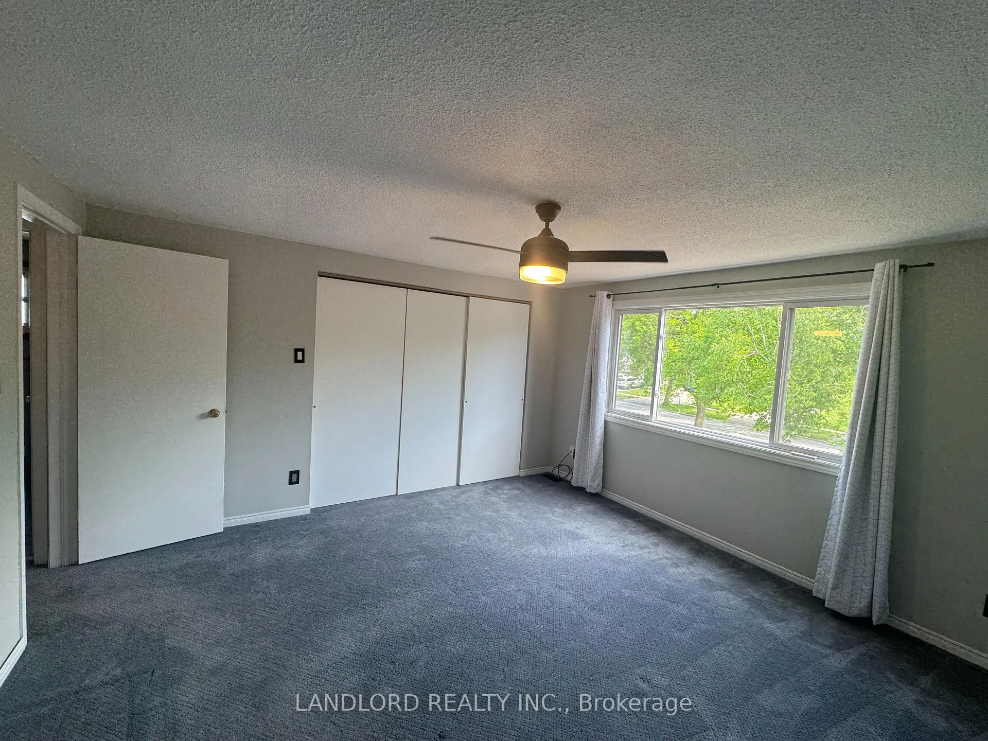 Photo 33 of 833 Laurier Avenue, Milton, Timberlea — HOMEH