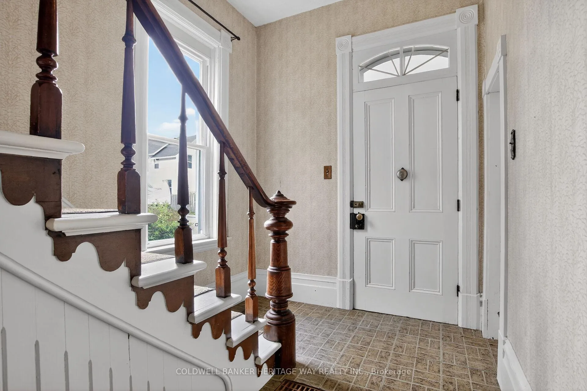 Photo 4 of 125 Charles Street, Carleton Place — HOMEH