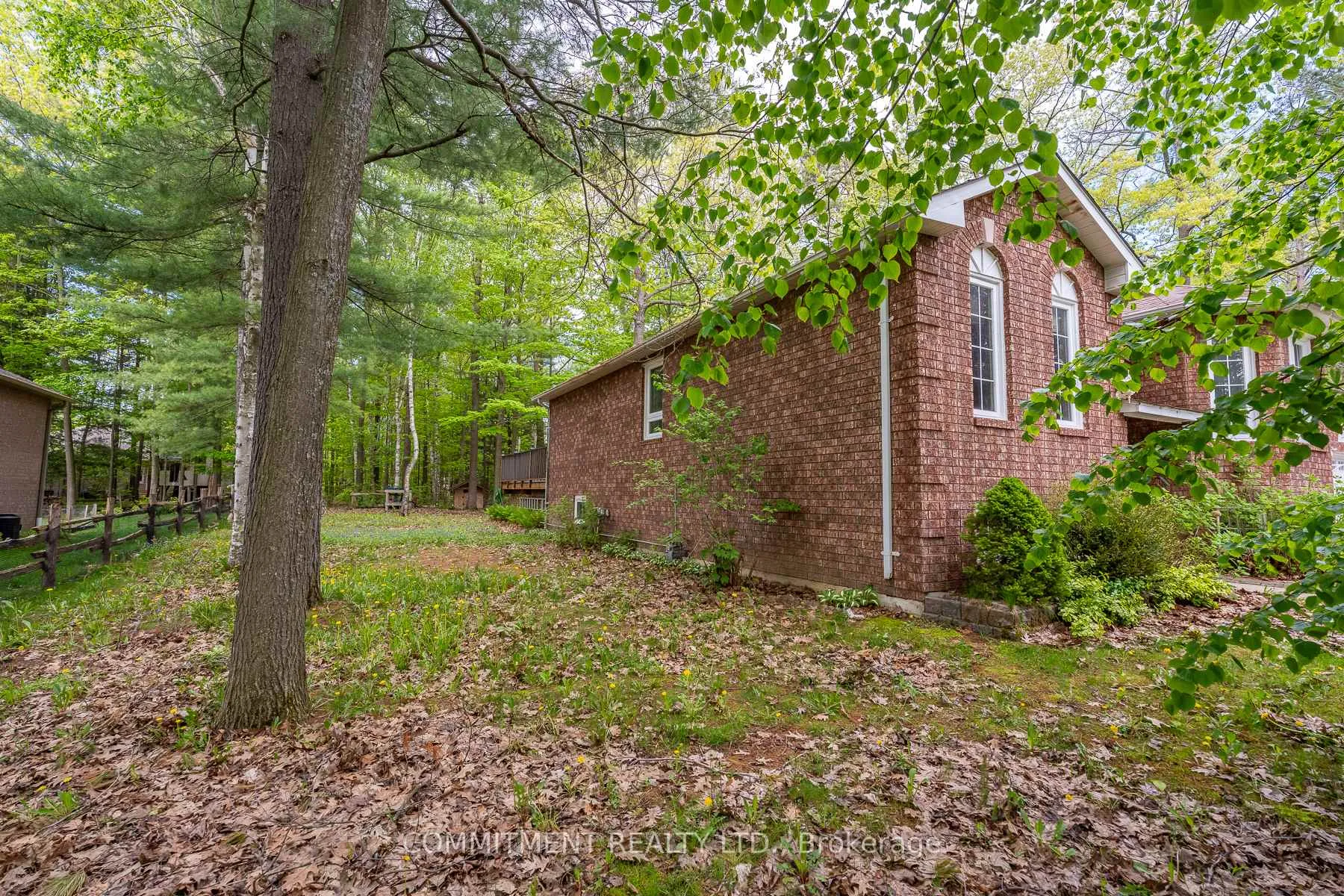 Photo 11 of 39 Downer Crescent, Wasaga Beach — HOMEH