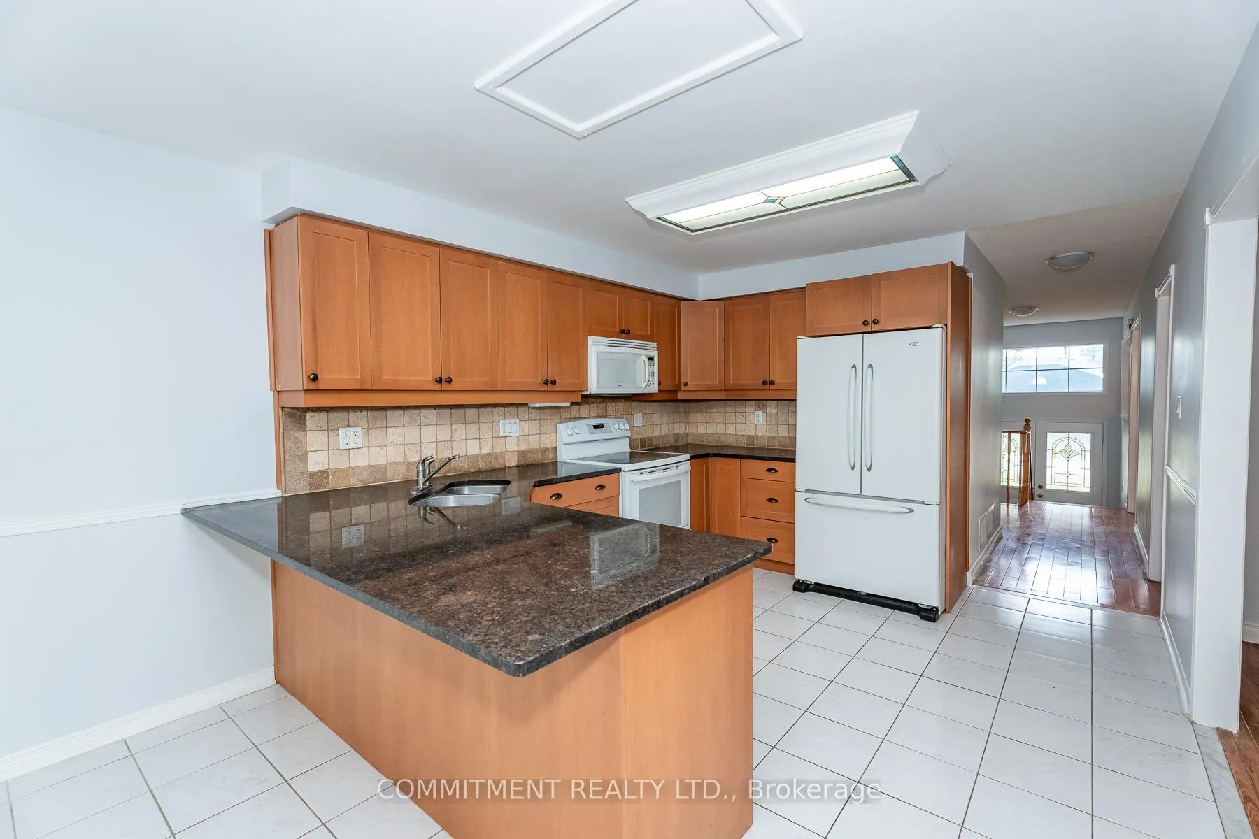 Photo 21 of 39 Downer Crescent, Wasaga Beach — HOMEH