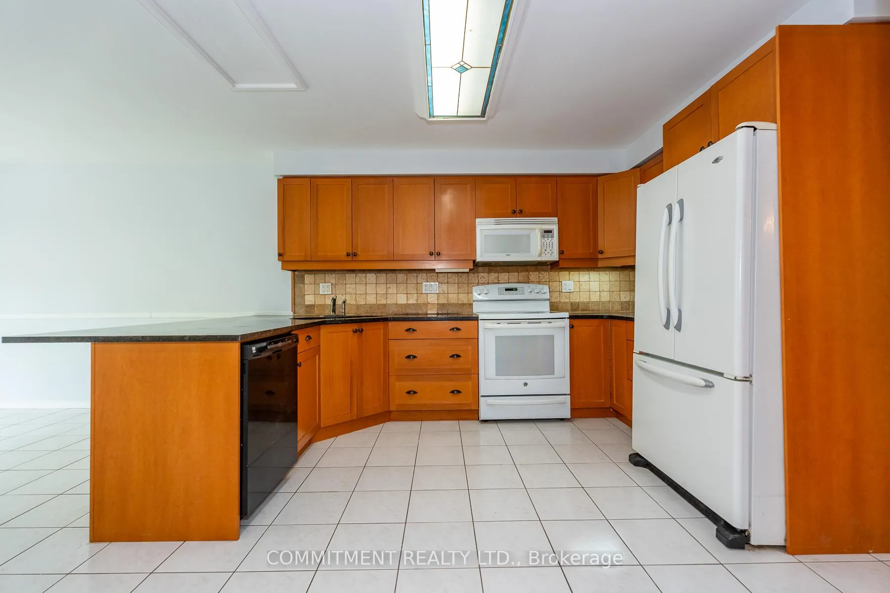 Photo 22 of 39 Downer Crescent, Wasaga Beach — HOMEH