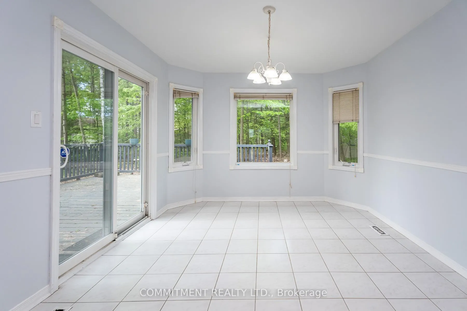 Photo 34 of 39 Downer Crescent, Wasaga Beach — HOMEH