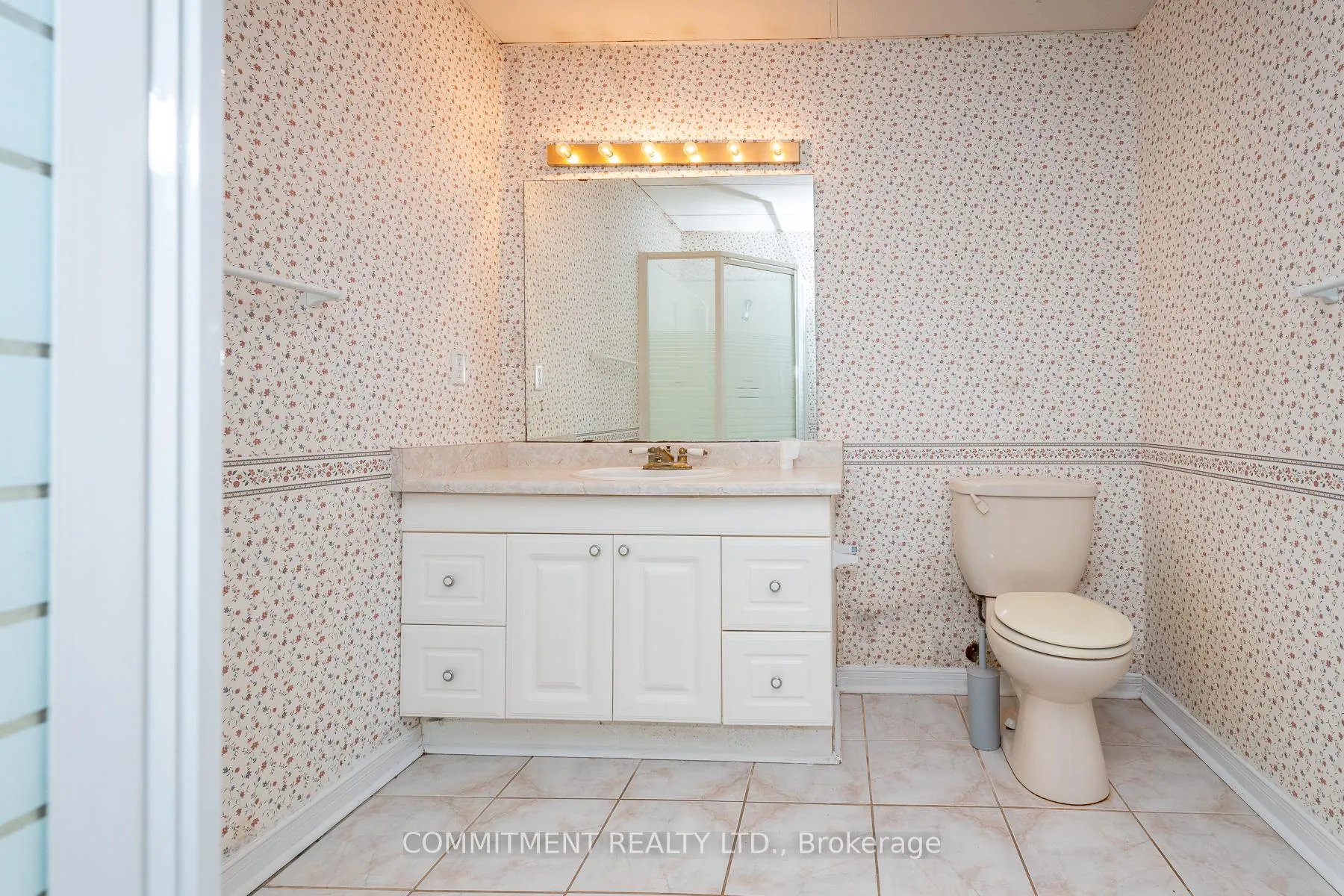 Photo 35 of 39 Downer Crescent, Wasaga Beach — HOMEH