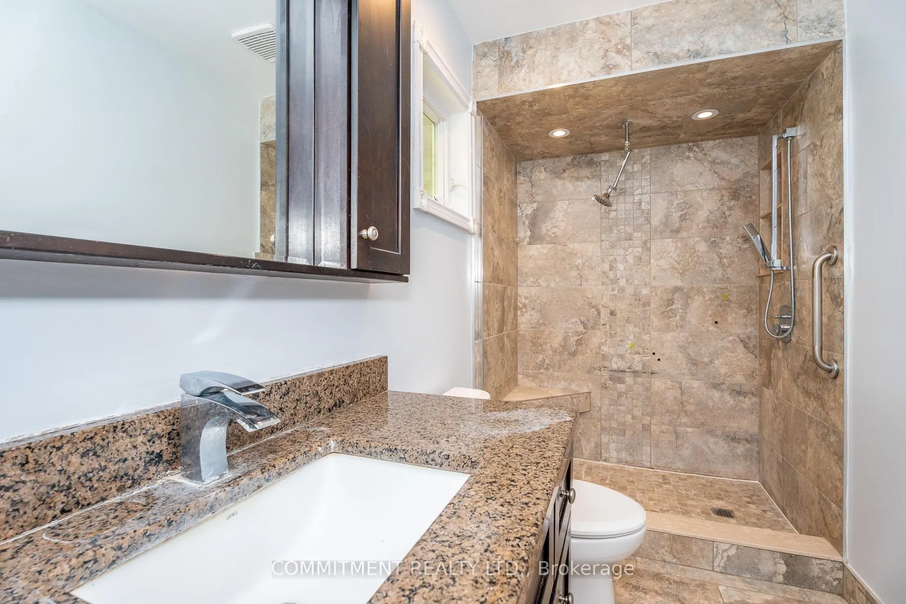 Photo 46 of 39 Downer Crescent, Wasaga Beach — HOMEH