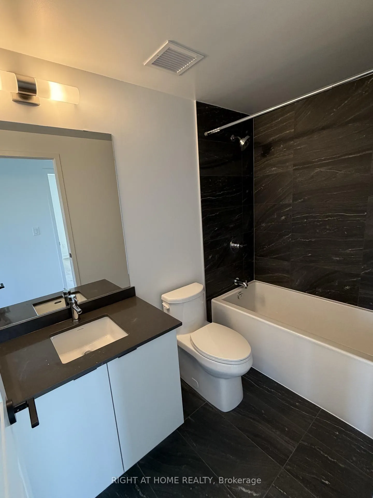 Photo 8 of Unit 2307, 2075 Lakeshore Road, Burlington, Brant — HOMEH