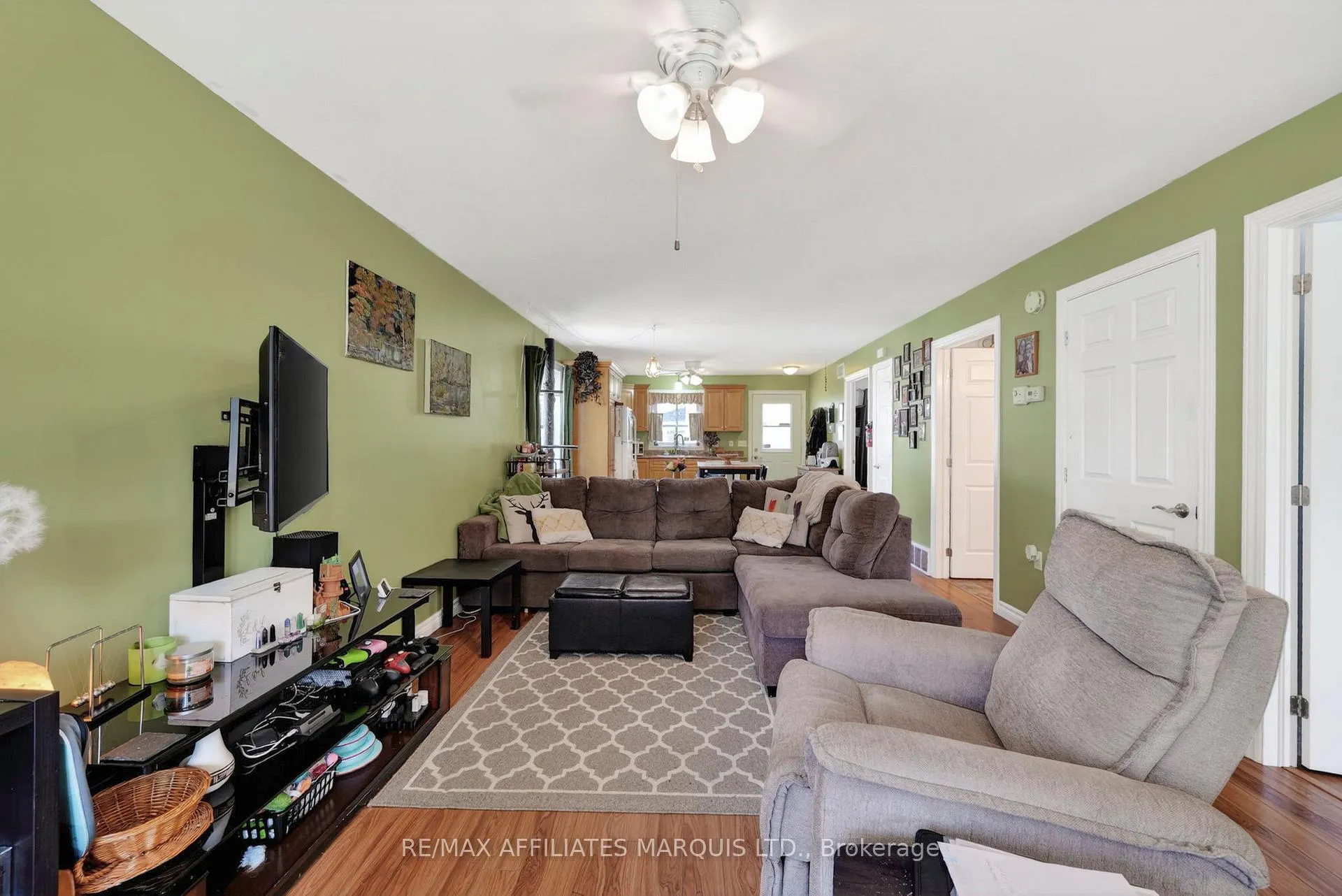 Photo 7 of 403 3rd Street E, Cornwall — HOMEH