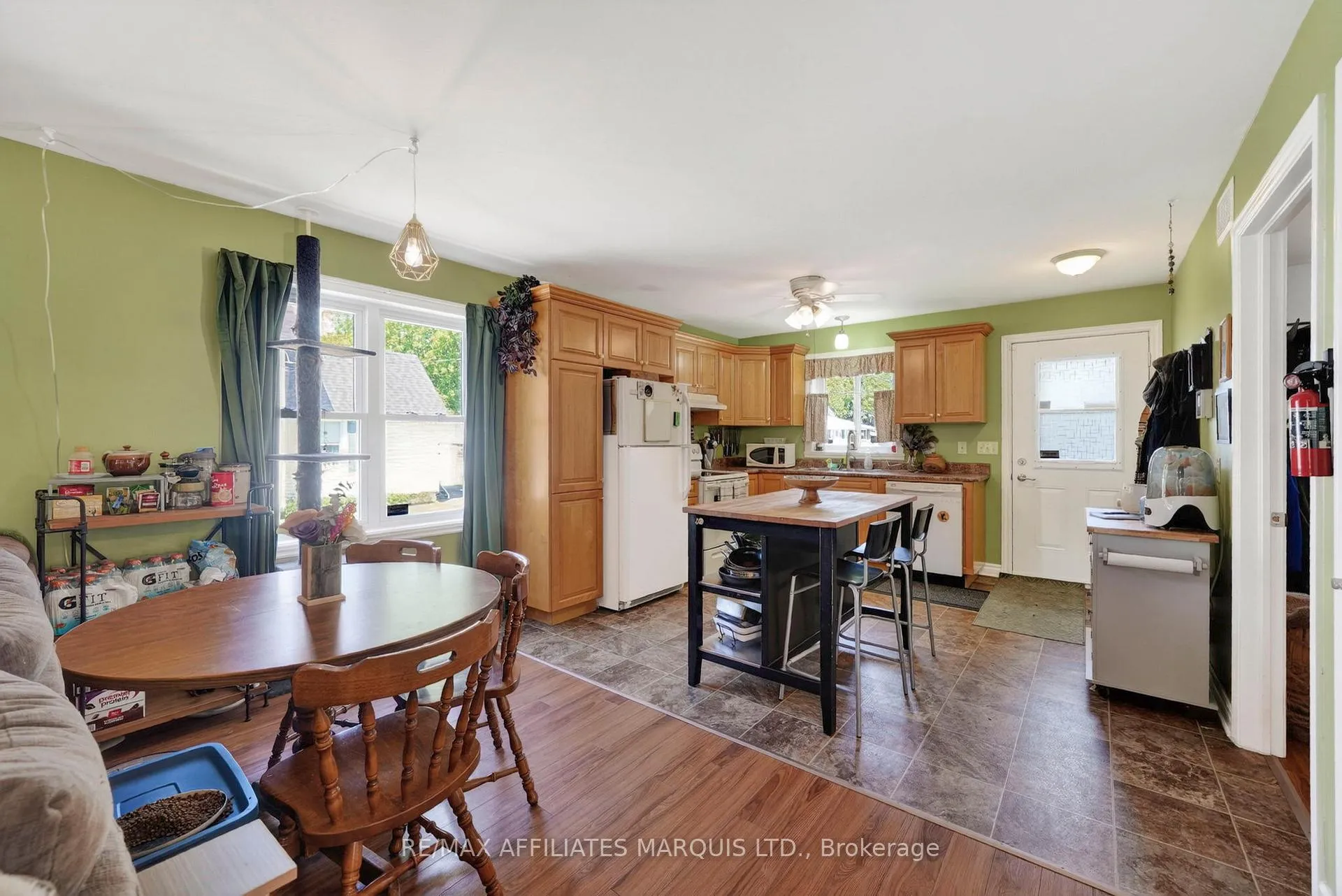 Photo 8 of 403 3rd Street E, Cornwall — HOMEH