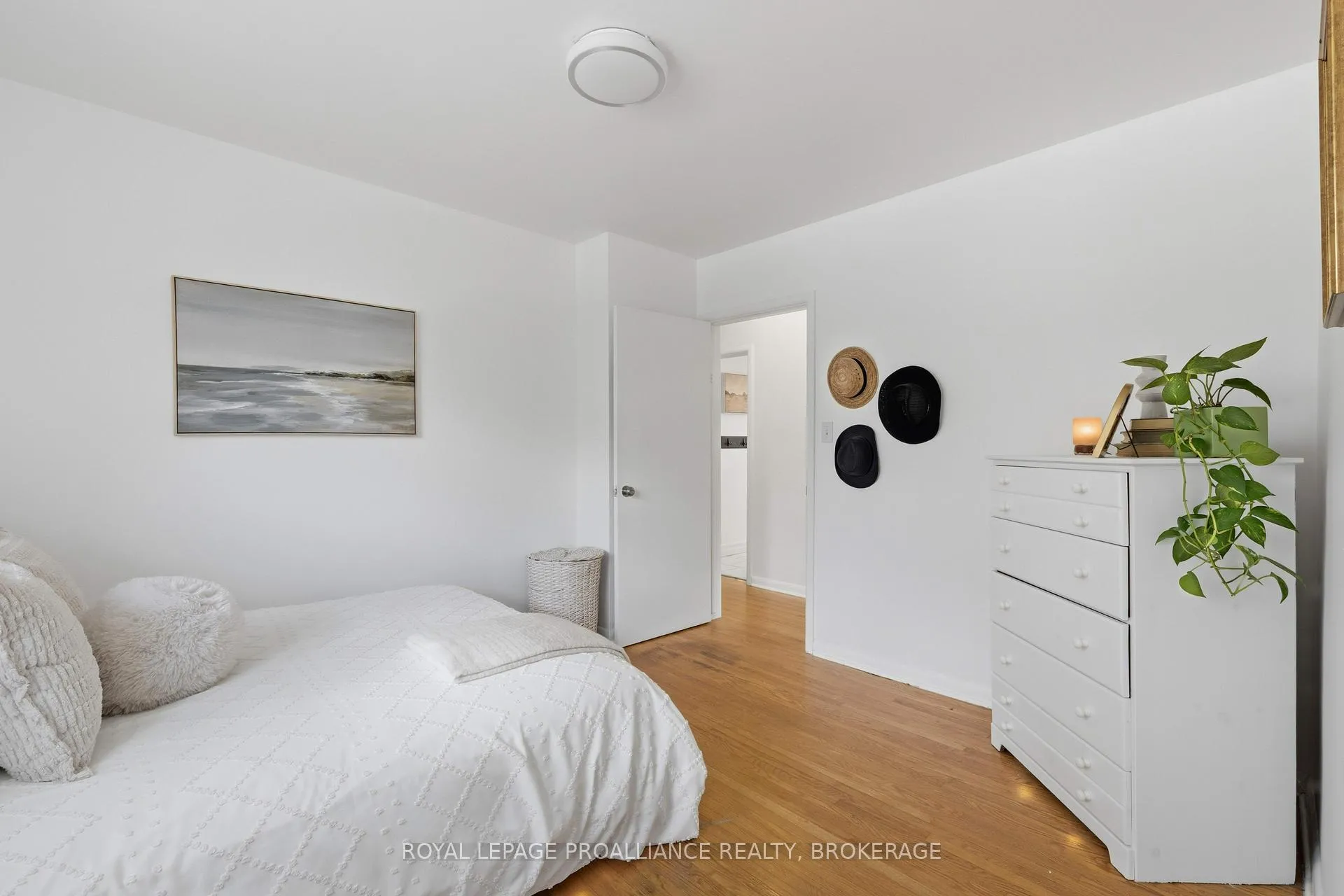 Photo 27 of 102 Herchmer Crescent, Kingston, Central City West — HOMEH