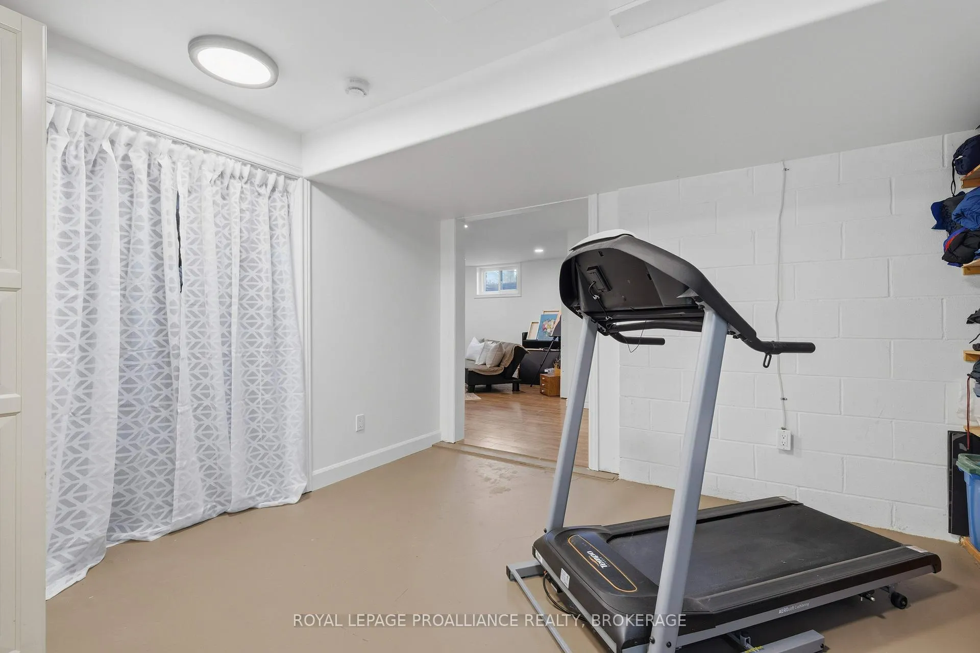 Photo 40 of 102 Herchmer Crescent, Kingston, Central City West — HOMEH