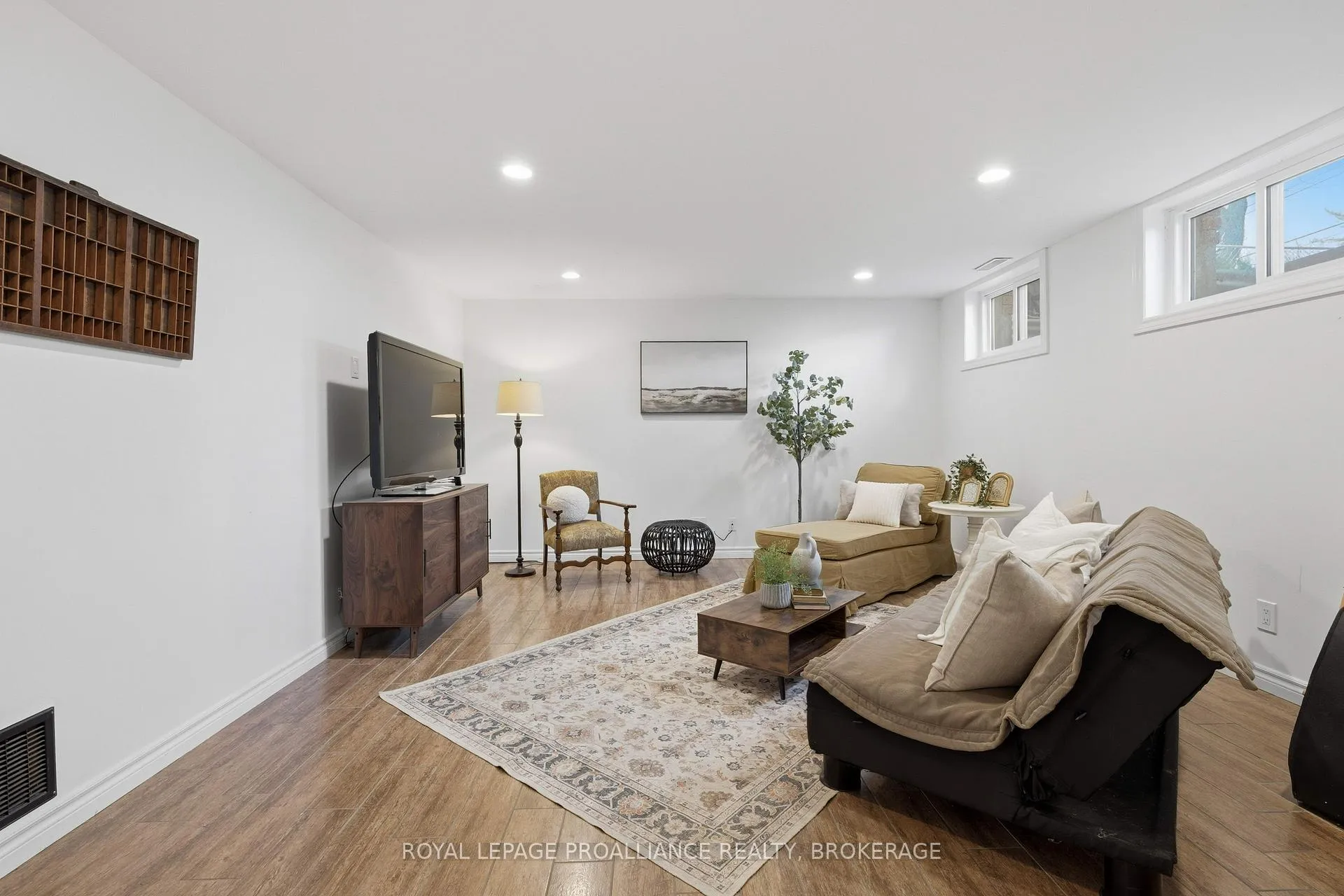 Photo 41 of 102 Herchmer Crescent, Kingston, Central City West — HOMEH